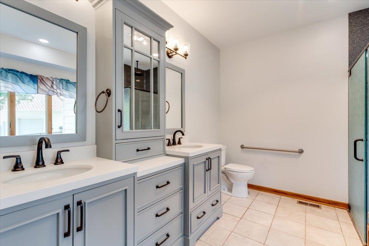 718 22nd Property Photo 21