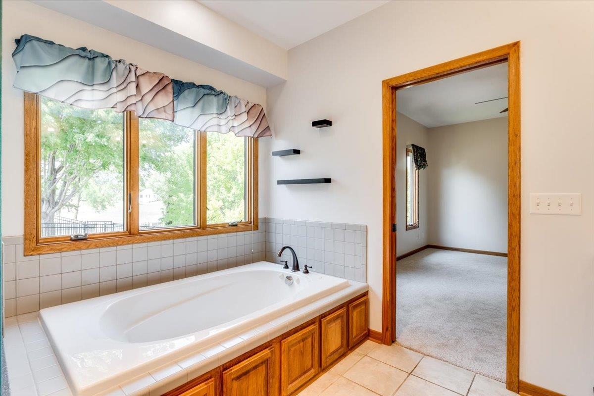 718 22nd Property Photo 22