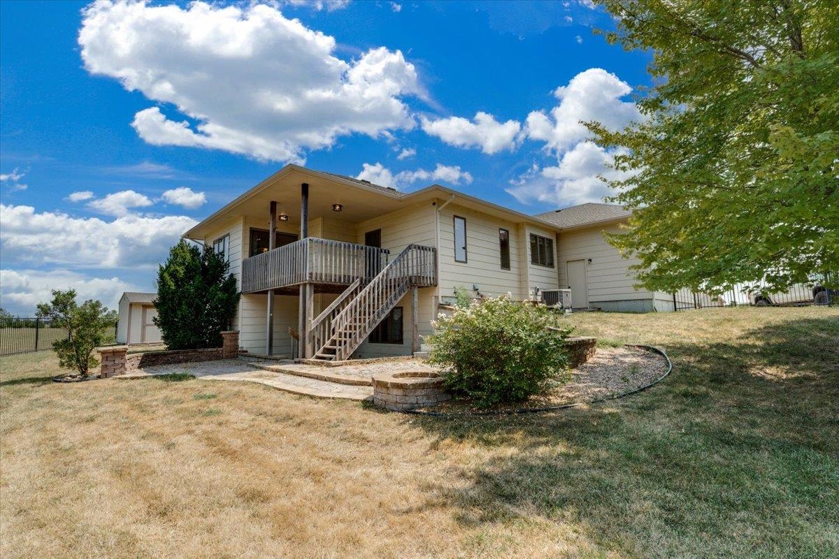 718 22nd Property Photo 33