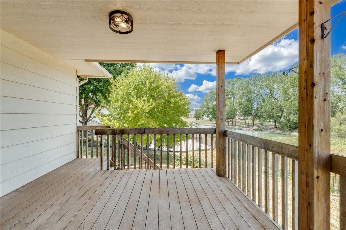 718 22nd Property Photo 35