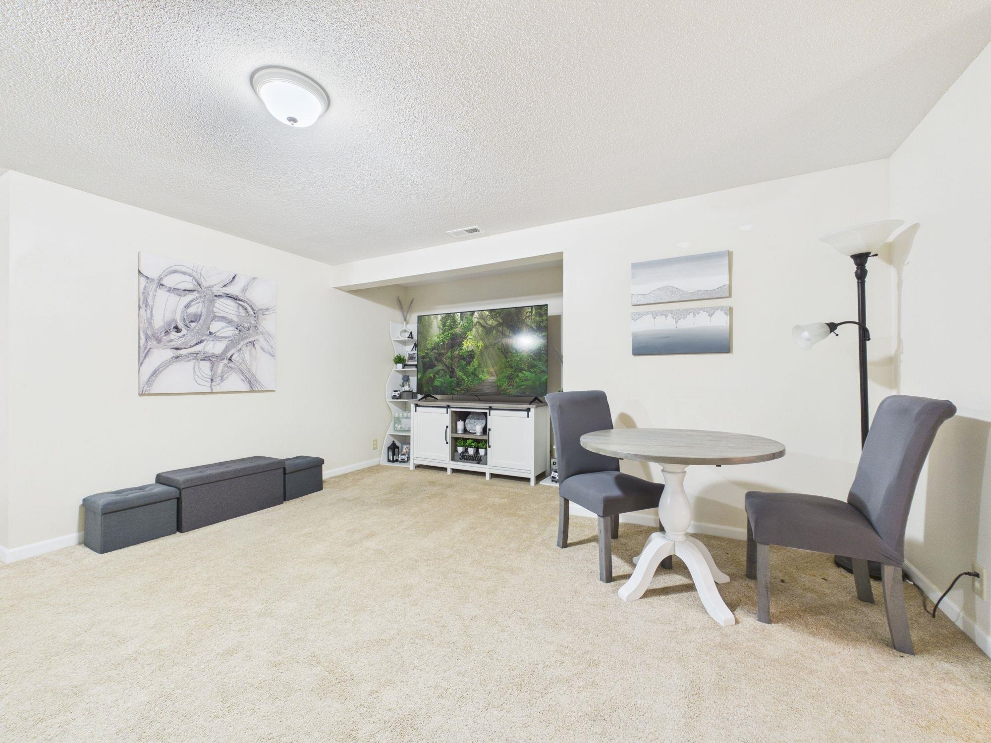925 S Sandalwood Property Photo 22