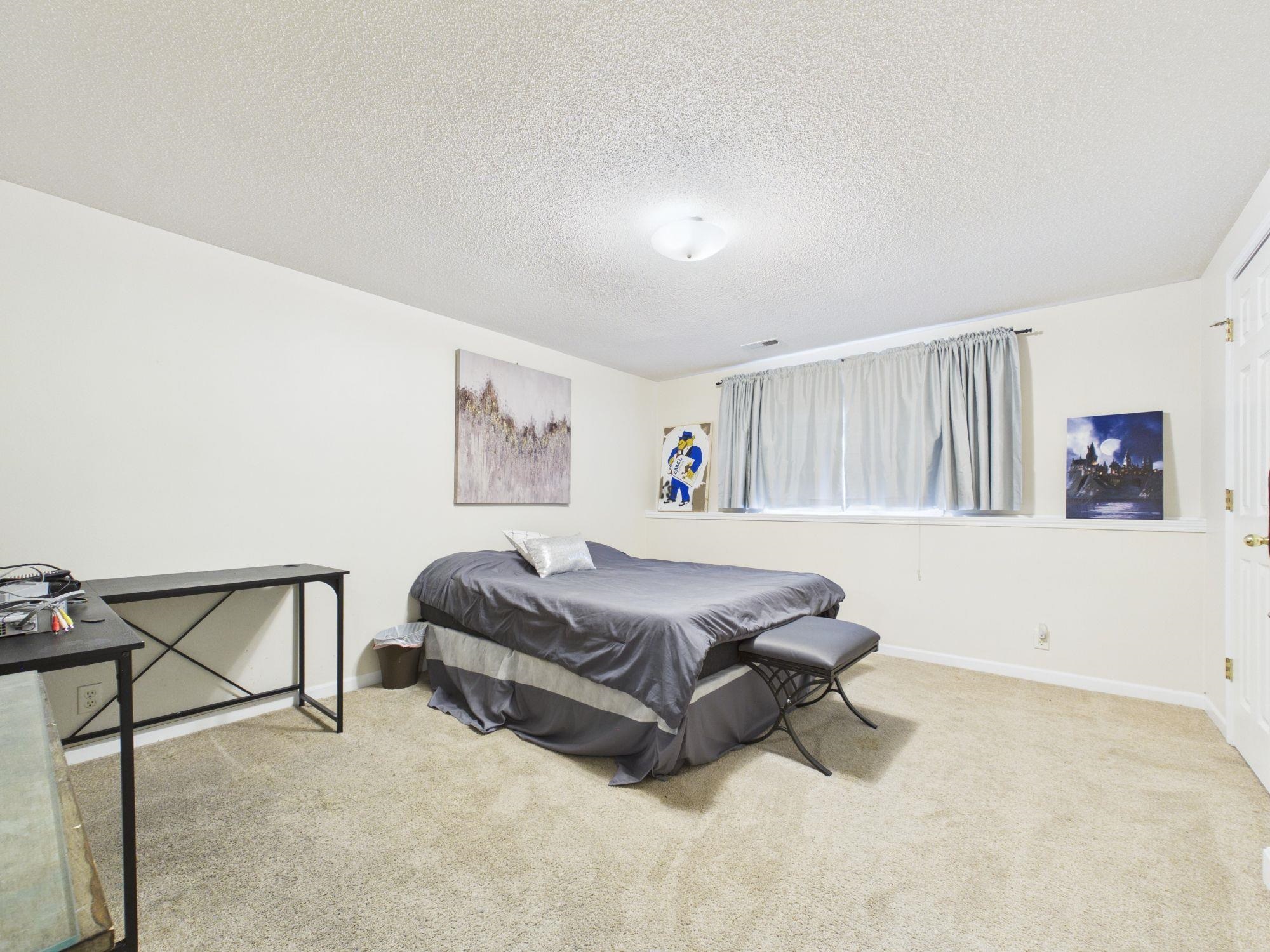 925 S Sandalwood Property Photo 23