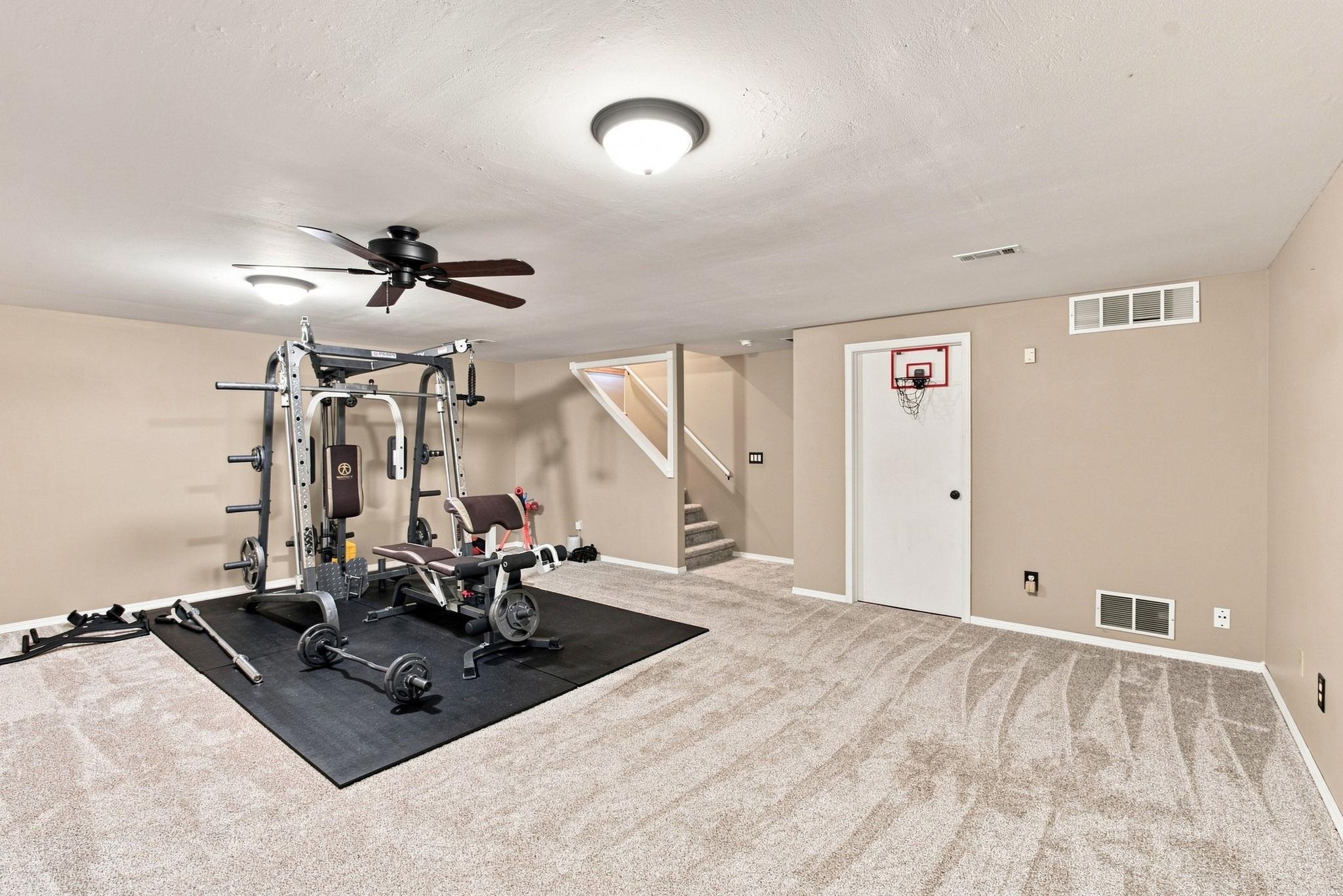 1817 N Shefford Cir Property Photo 24