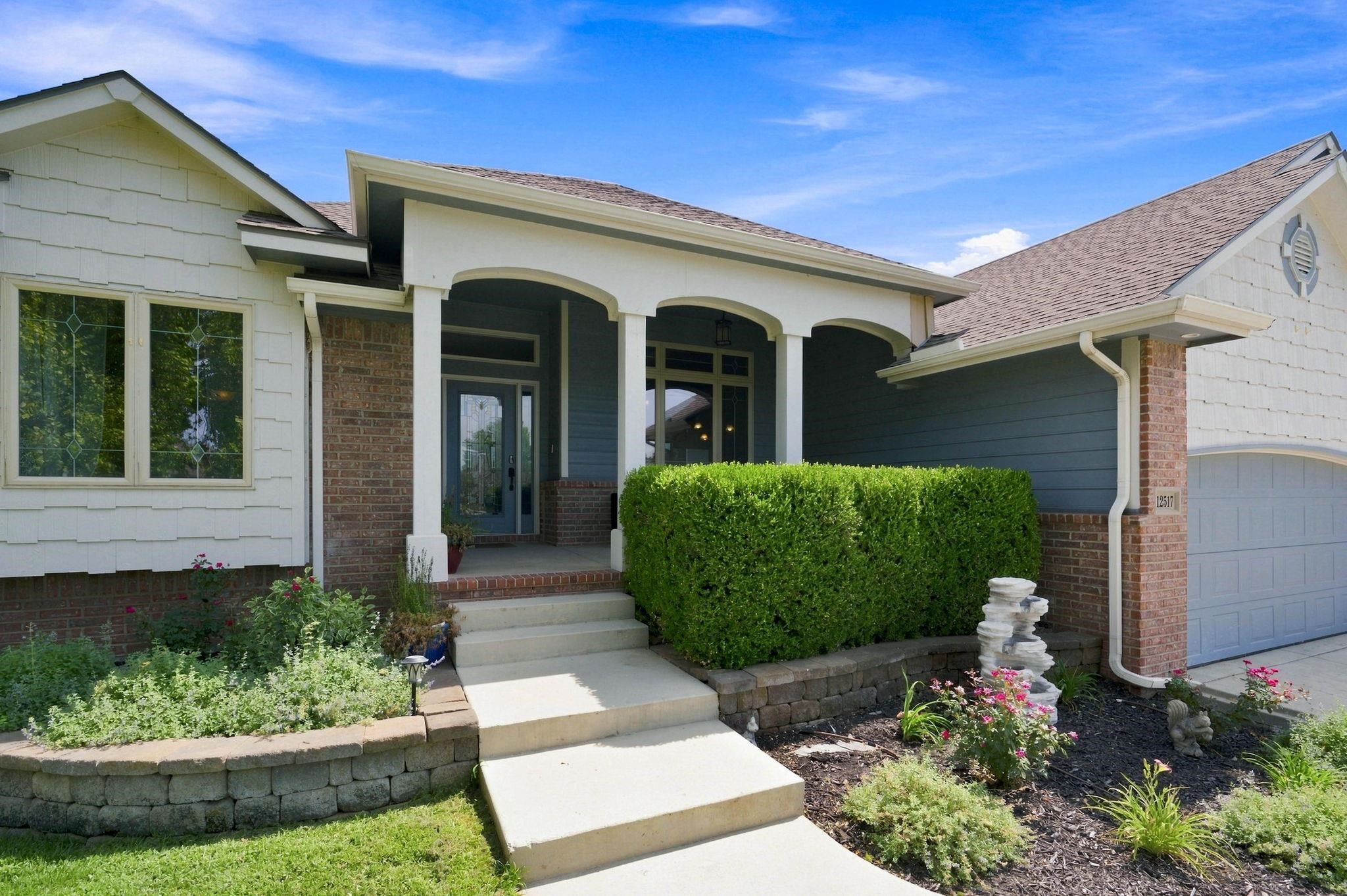 12517 W Binter St. Property Photo 4