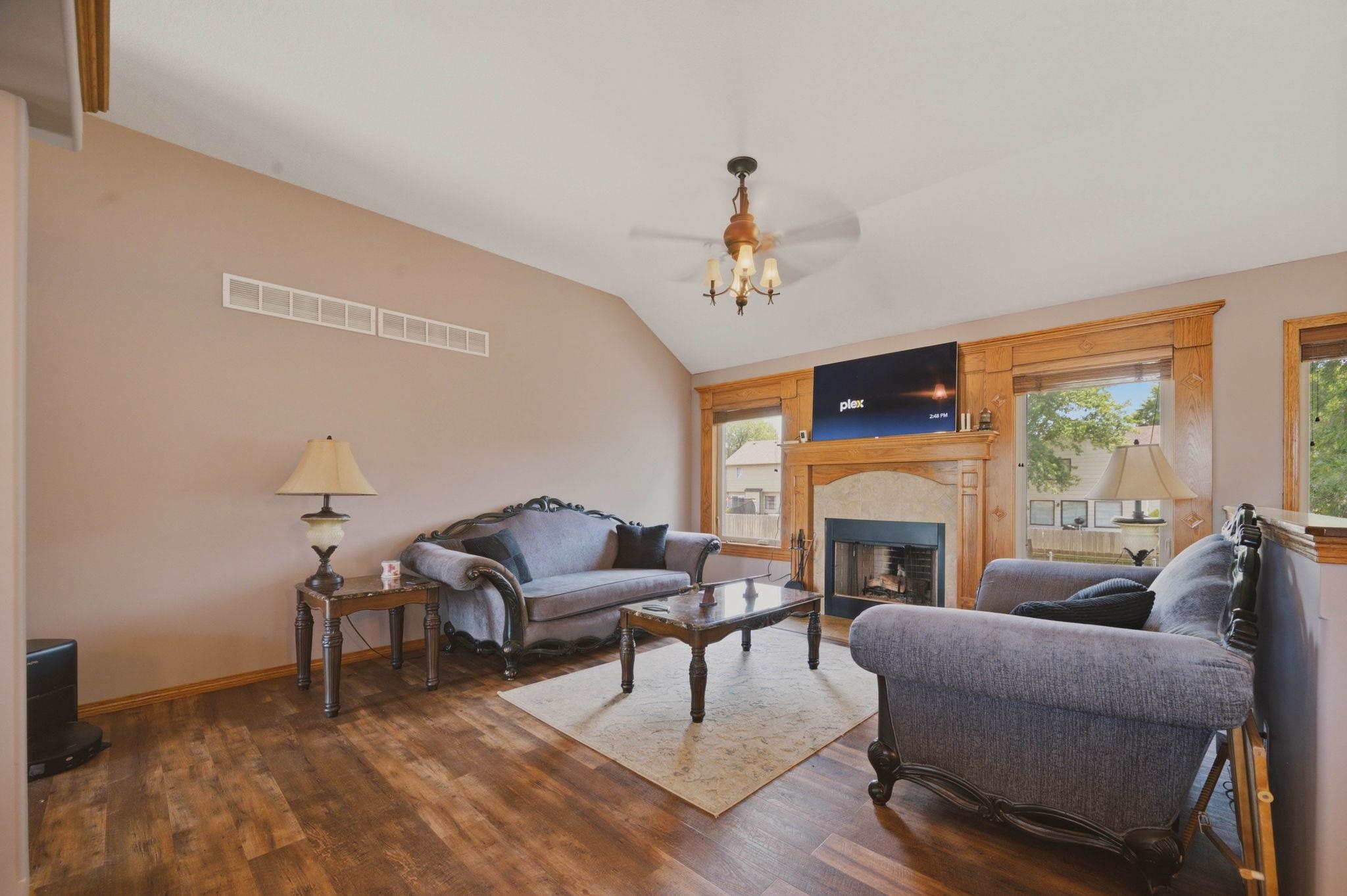 12517 W Binter St. Property Photo 9