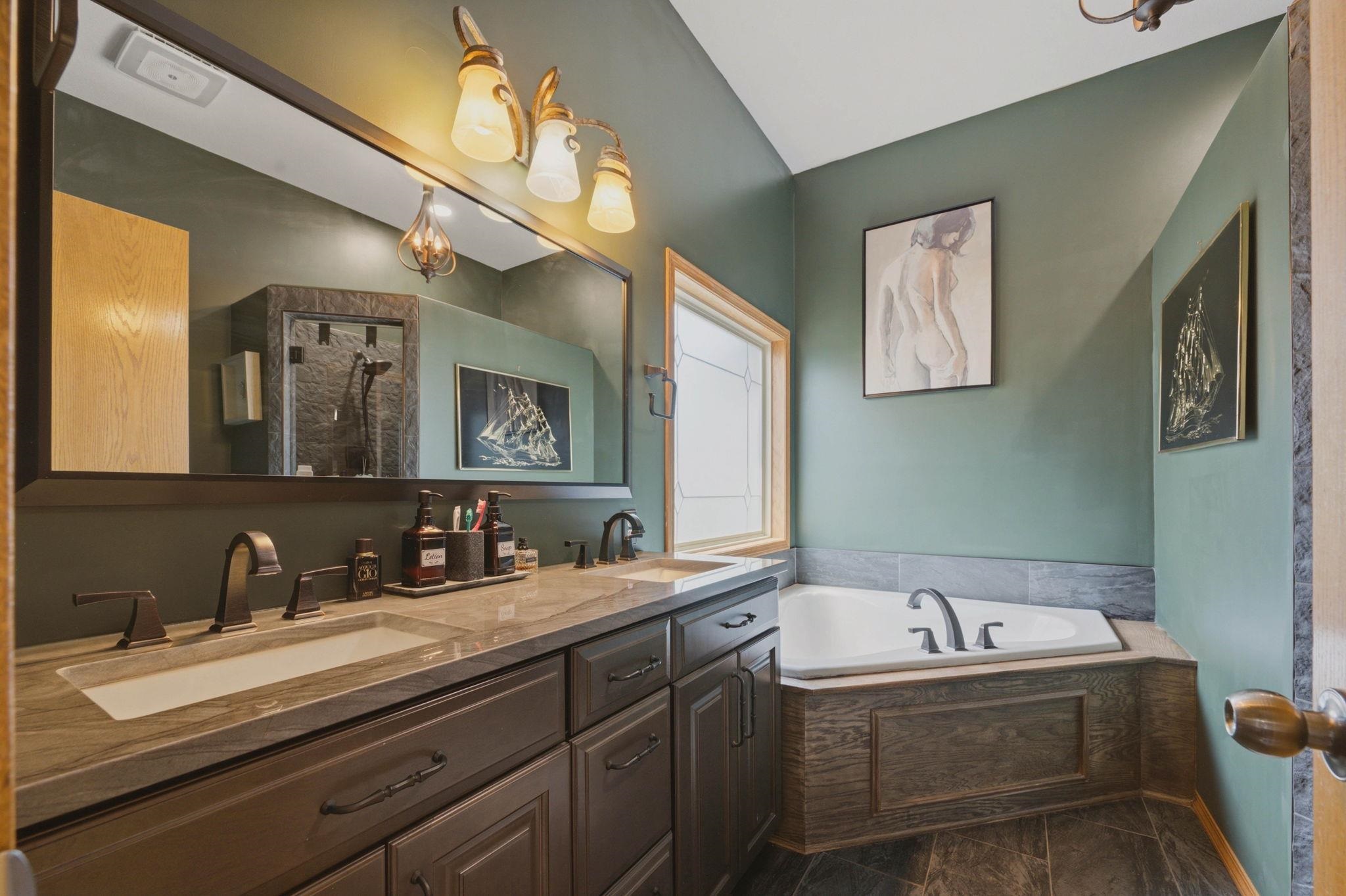 12517 W Binter St. Property Photo 19