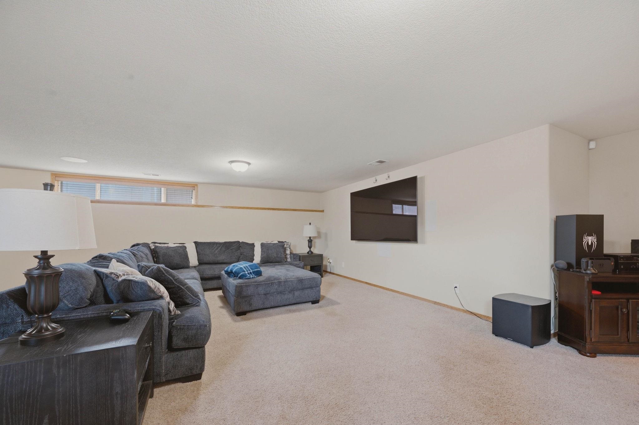 12517 W Binter St. Property Photo 23