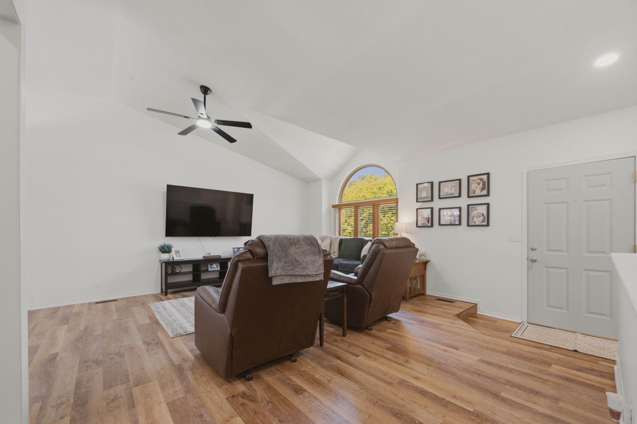 11803 W Murdock Ave Property Photo 10