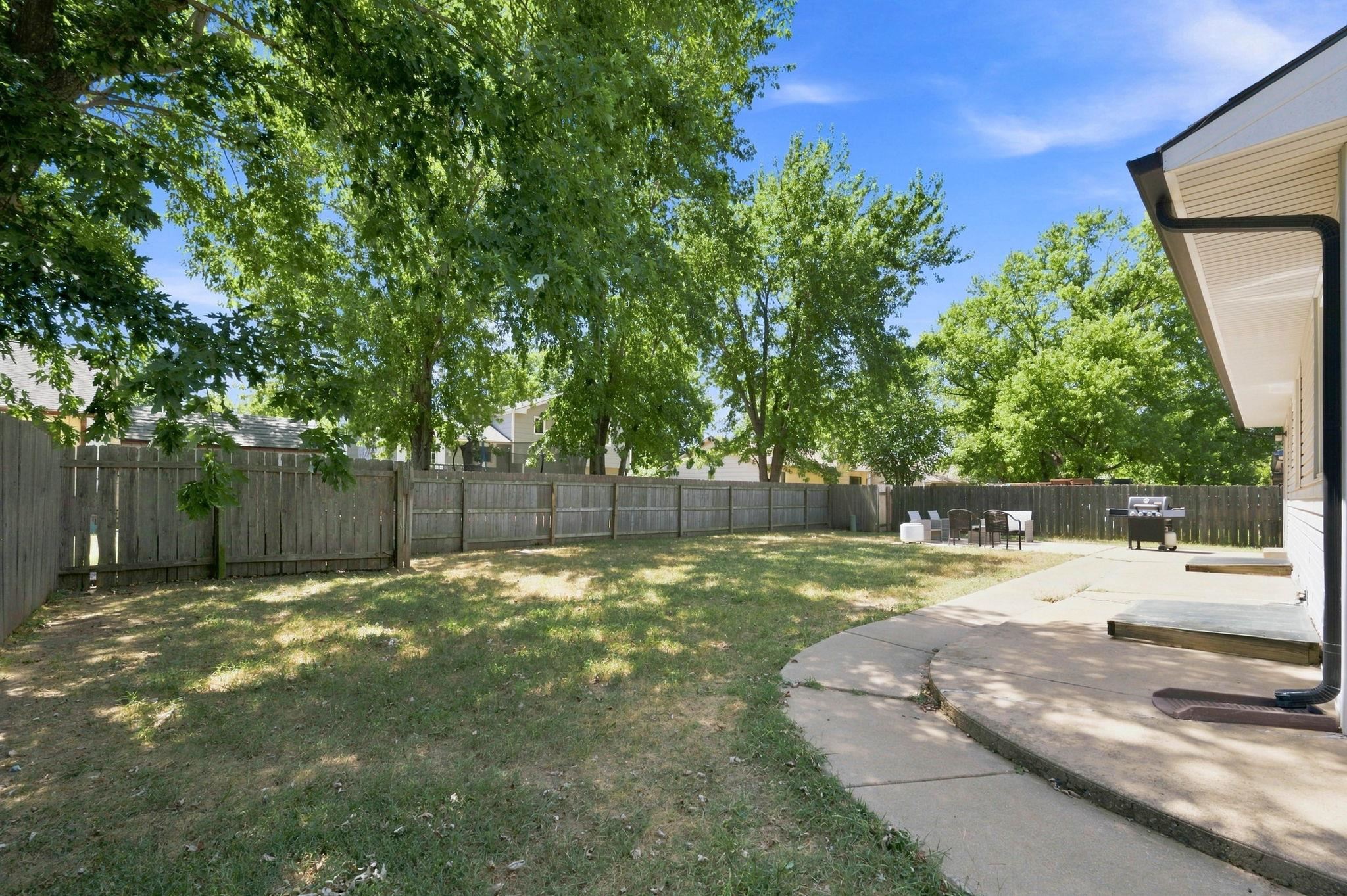 11803 W Murdock Ave Property Photo 34