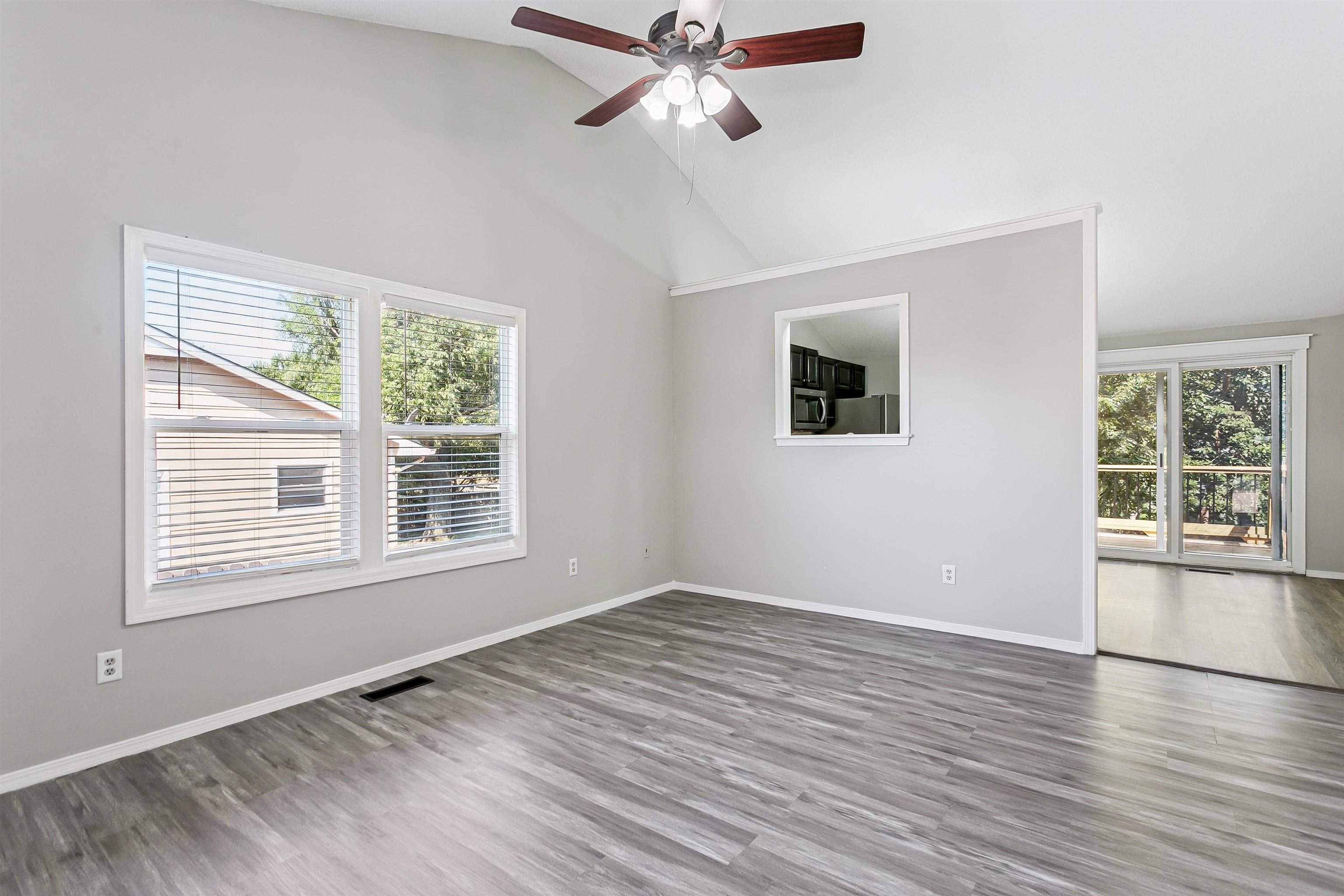 10702 E Bluestem St Property Photo 3