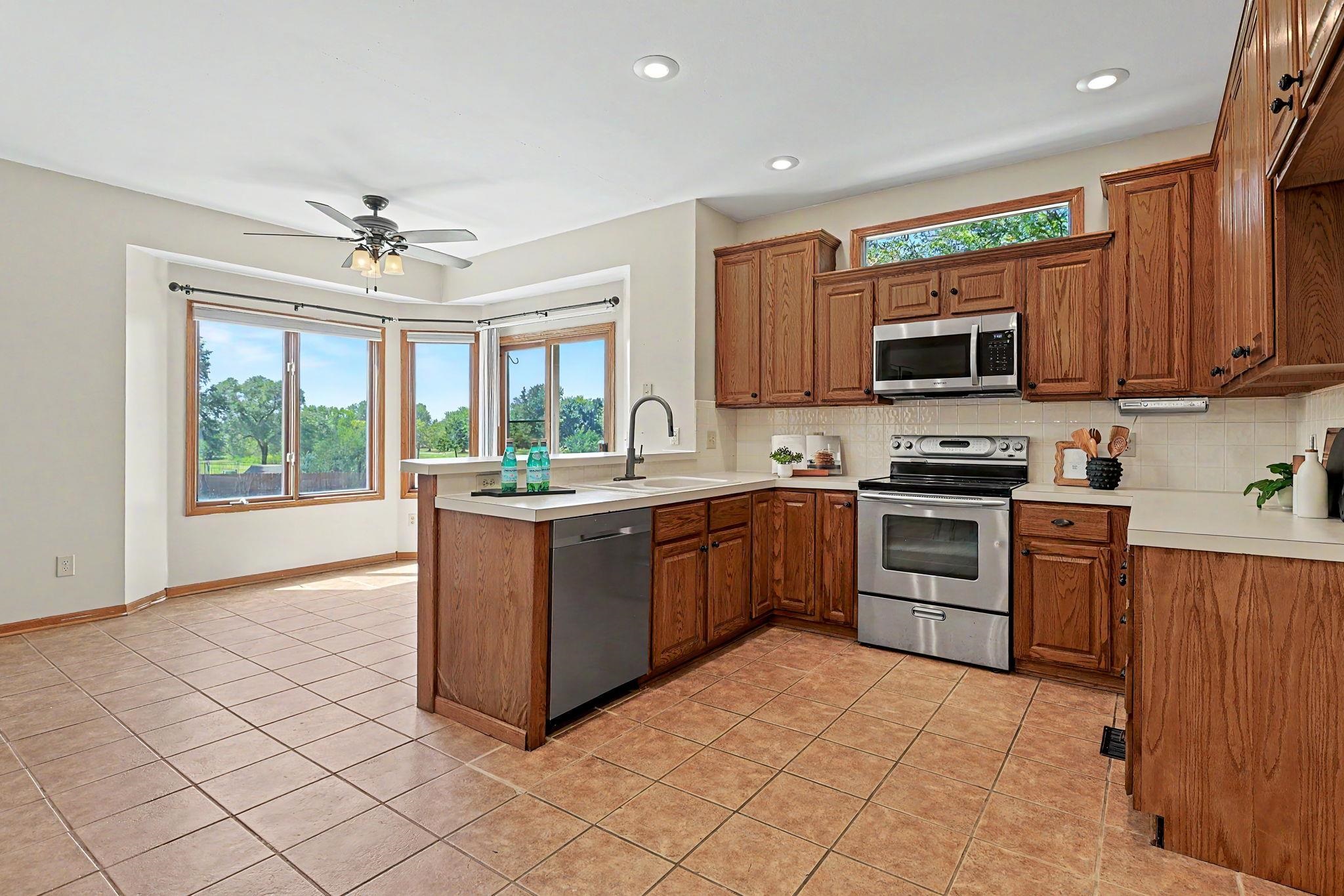 301 N Pinecrest Pl Property Photo 7