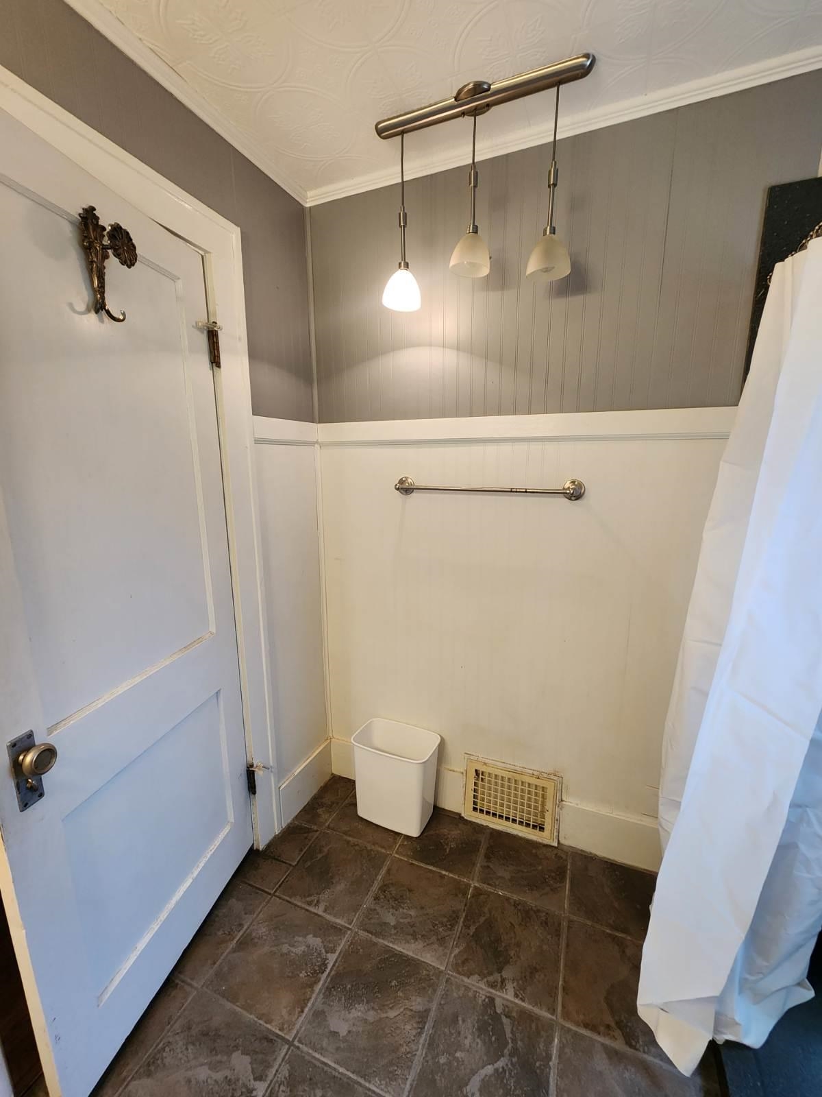 1108 N Washington Ave. Property Photo 9