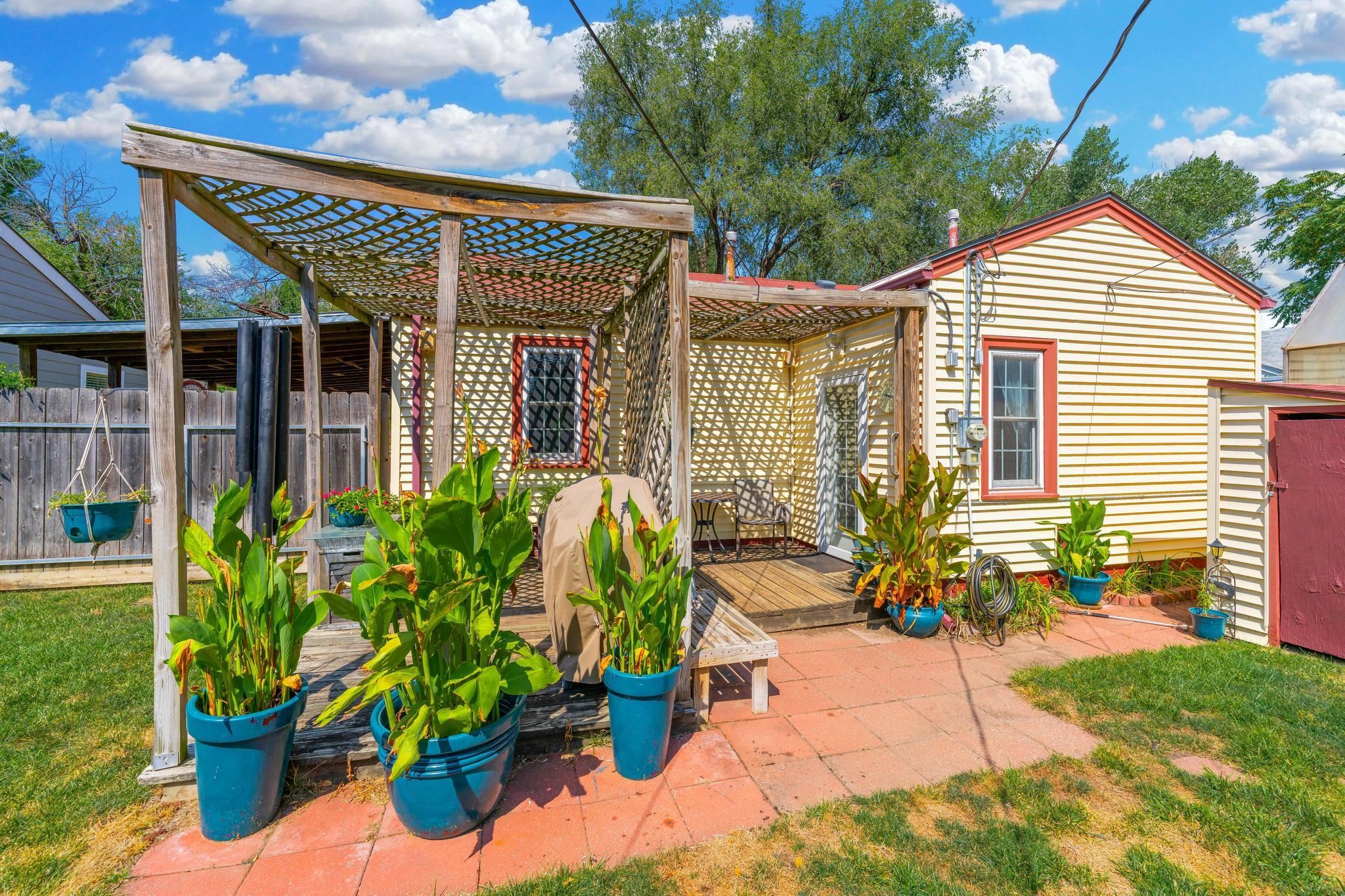 2432 S Pattie Property Photo 19