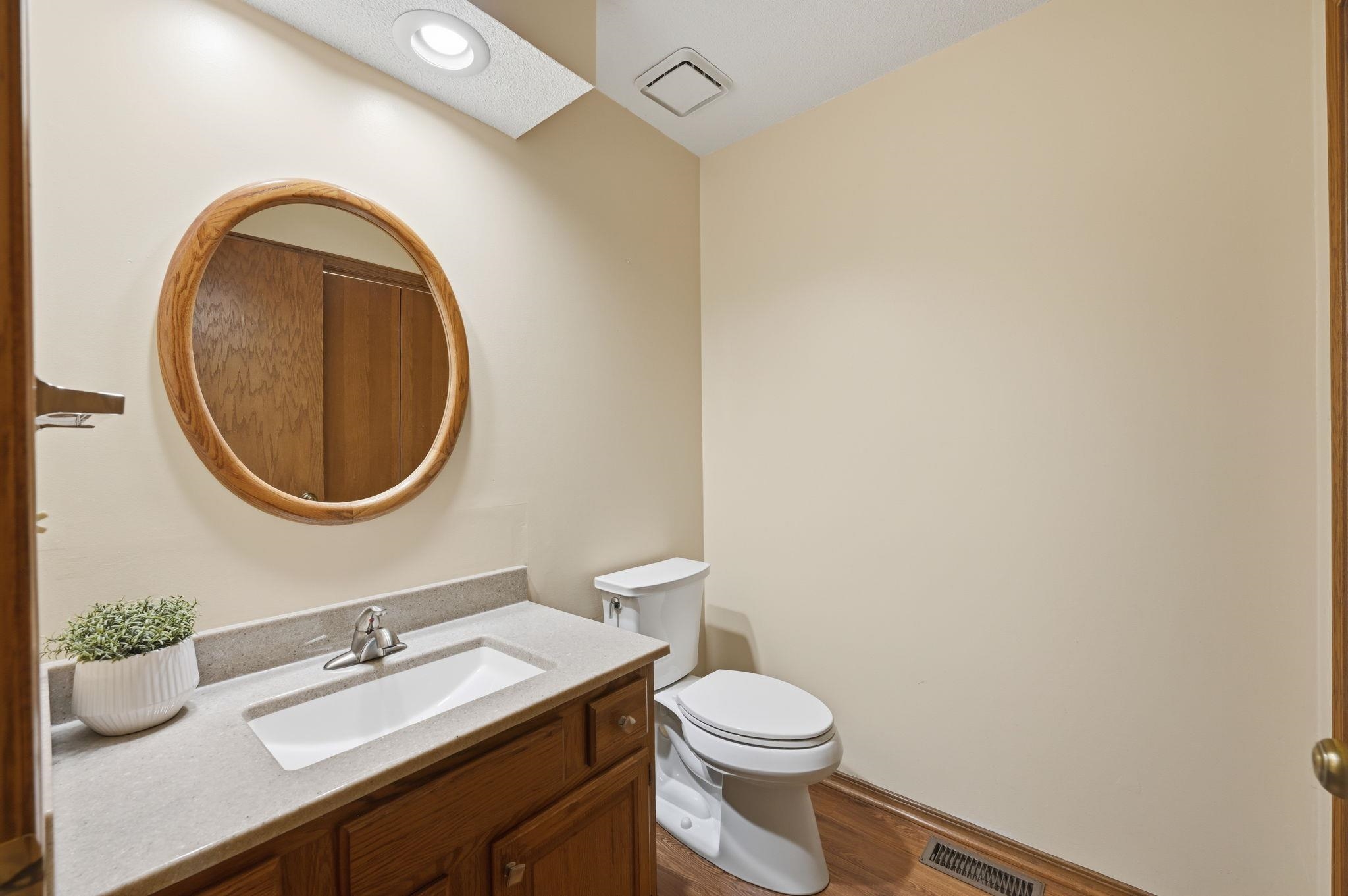 2335 N Stoneybrook Ct Property Photo 13
