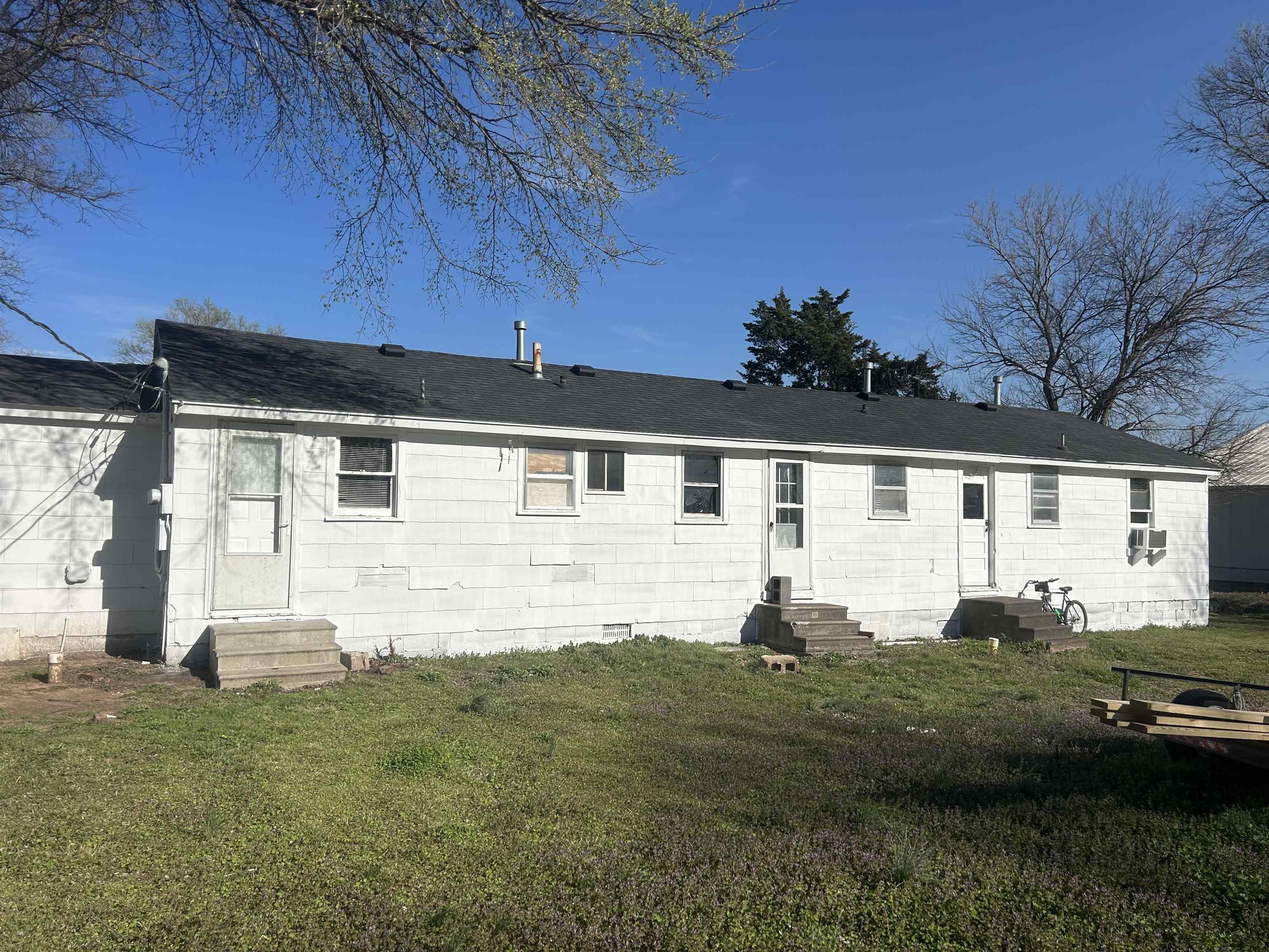 1220 S C St Property Photo 2