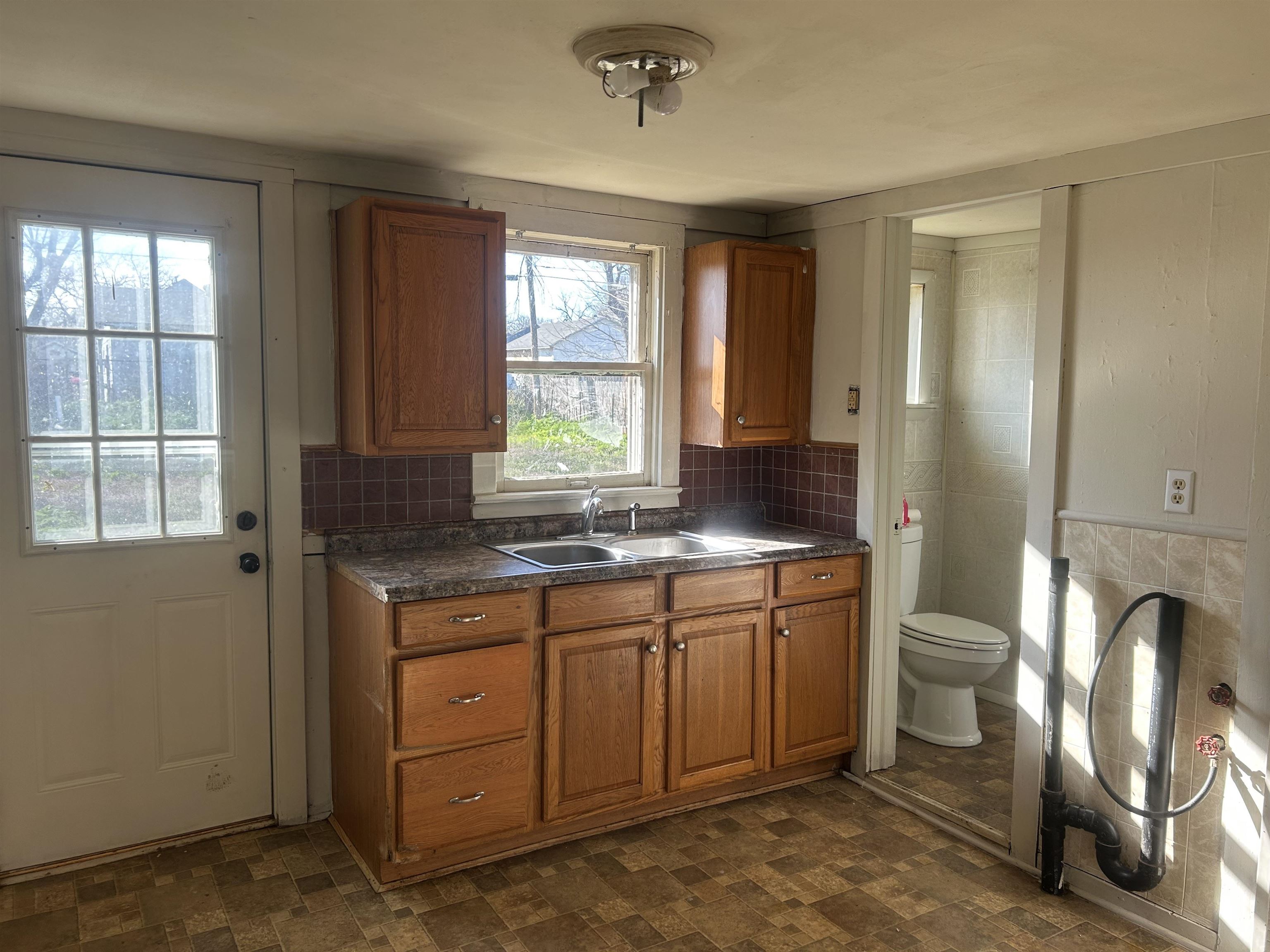 1220 S C St Property Photo 5