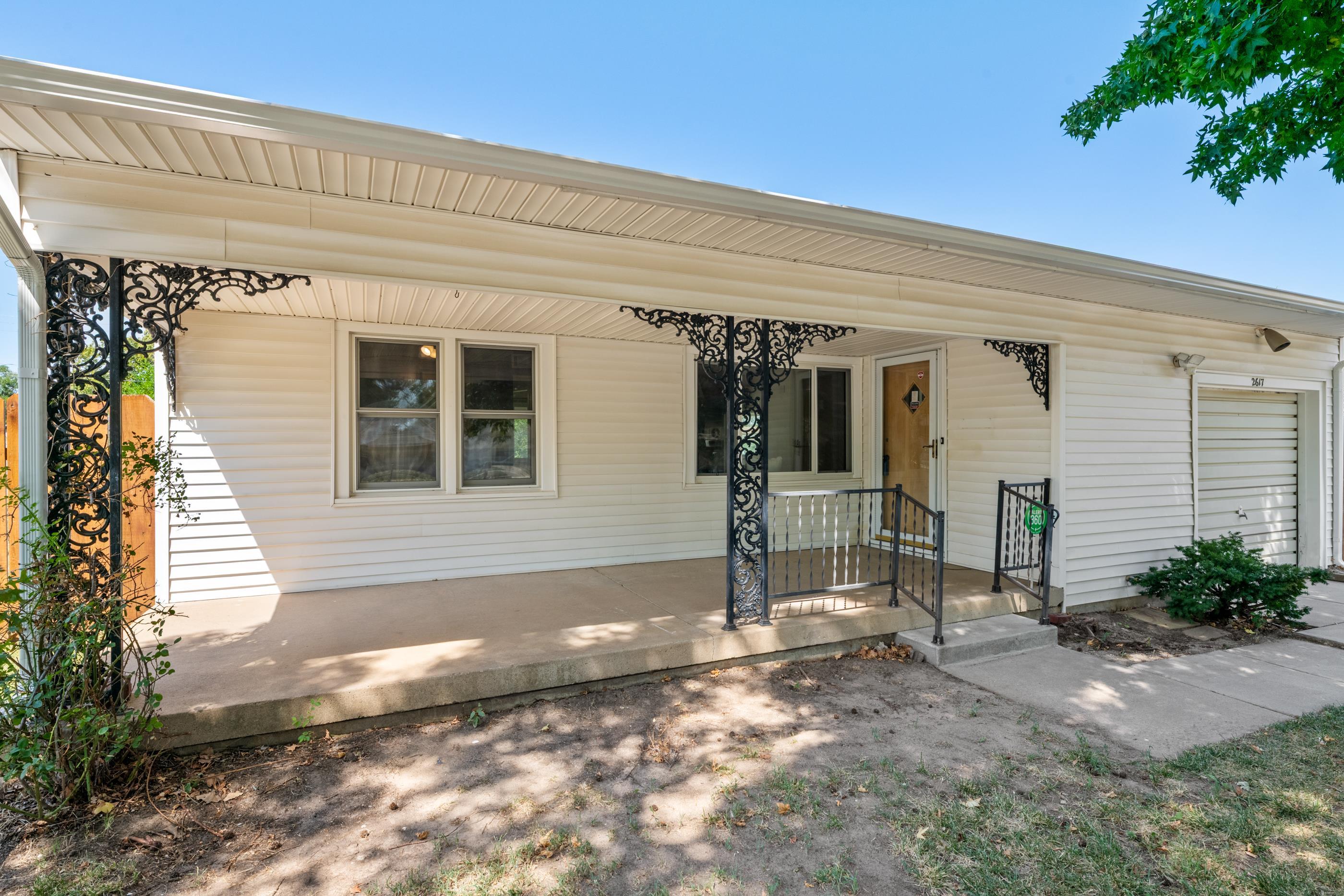 2617 N Erie Property Photo 4