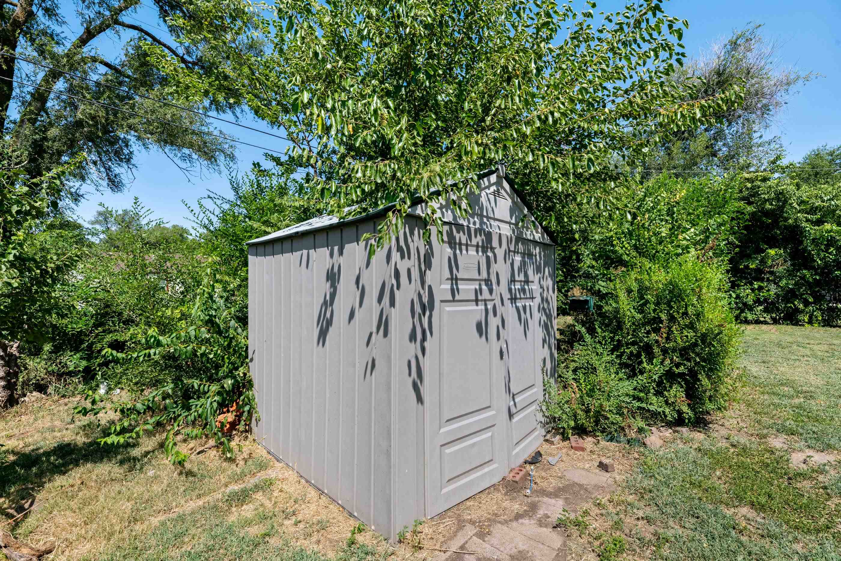 2617 N Erie Property Photo 31