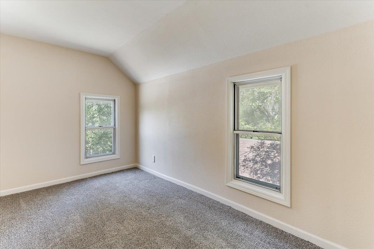 621 S Fern Property Photo 17
