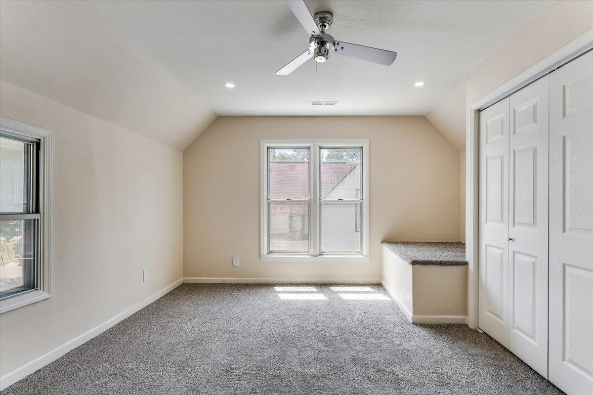 621 S Fern Property Photo 21