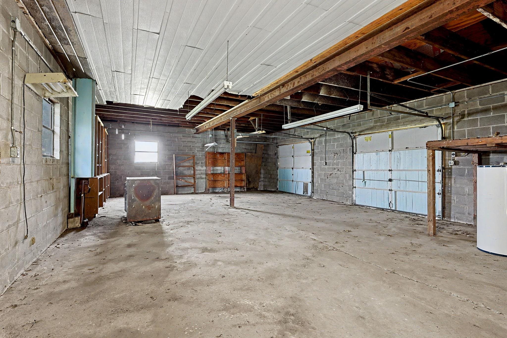 8909 S Spencer Property Photo 16