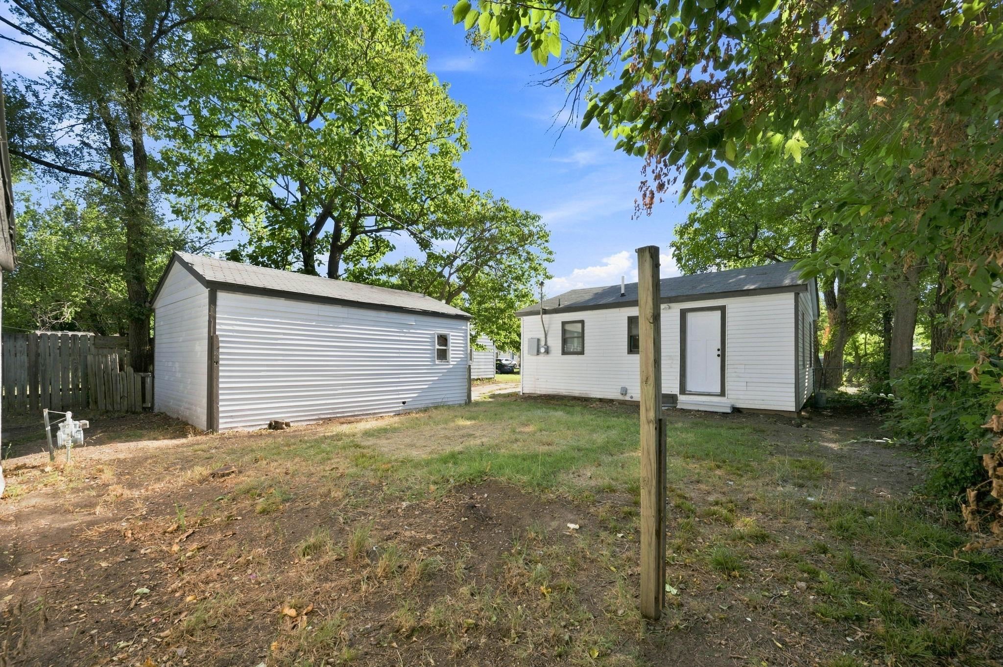 1527 S Sedgwick St Property Photo 25