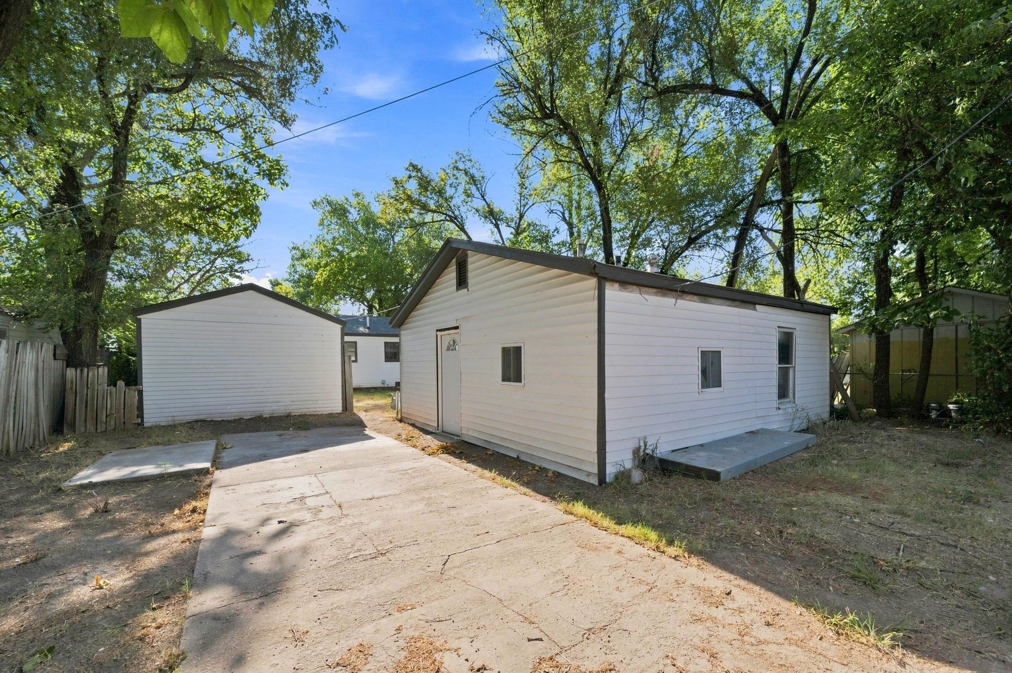 1527 S Sedgwick St Property Photo 27
