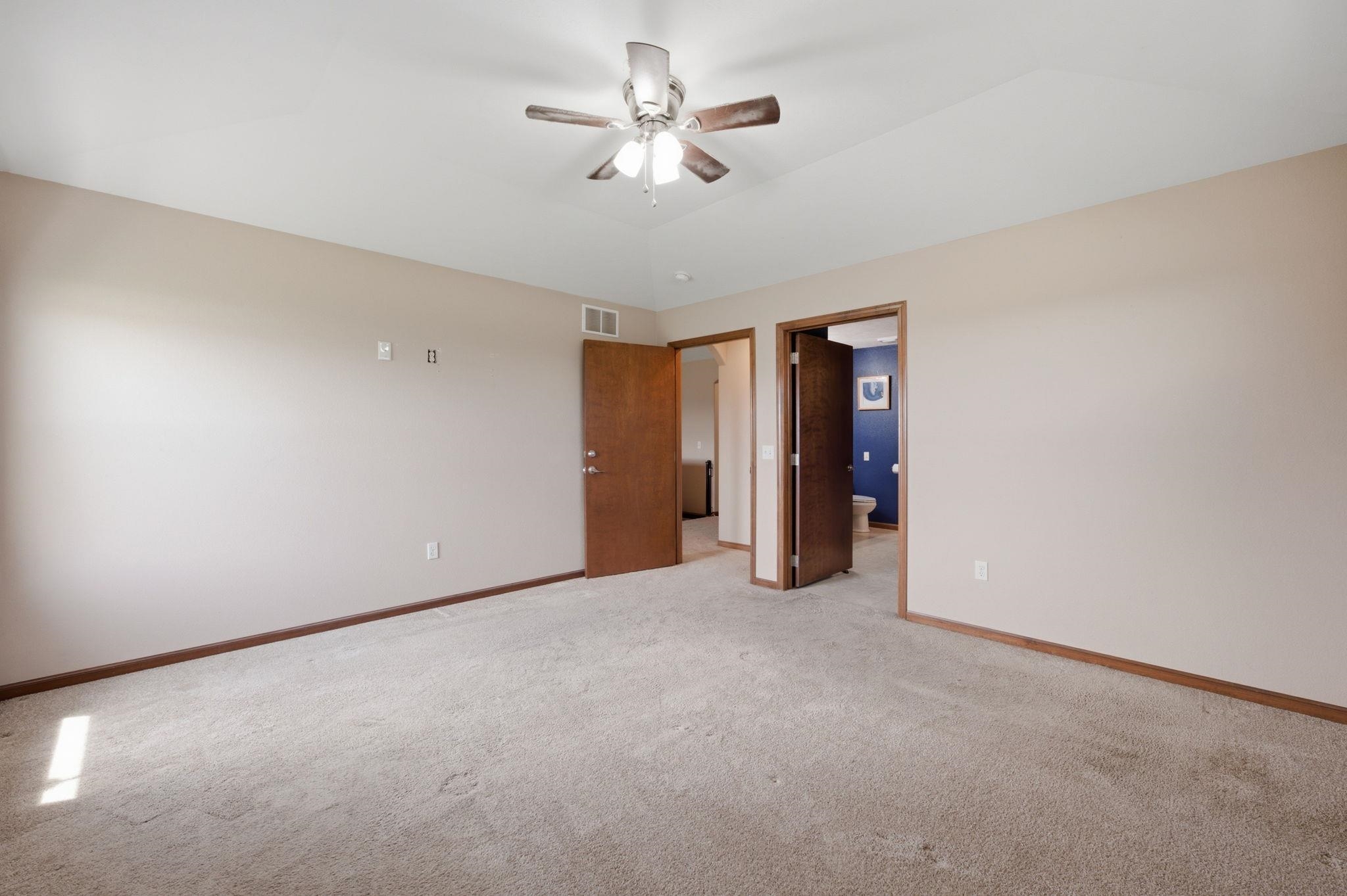 3 Bristol Dr Property Photo 13