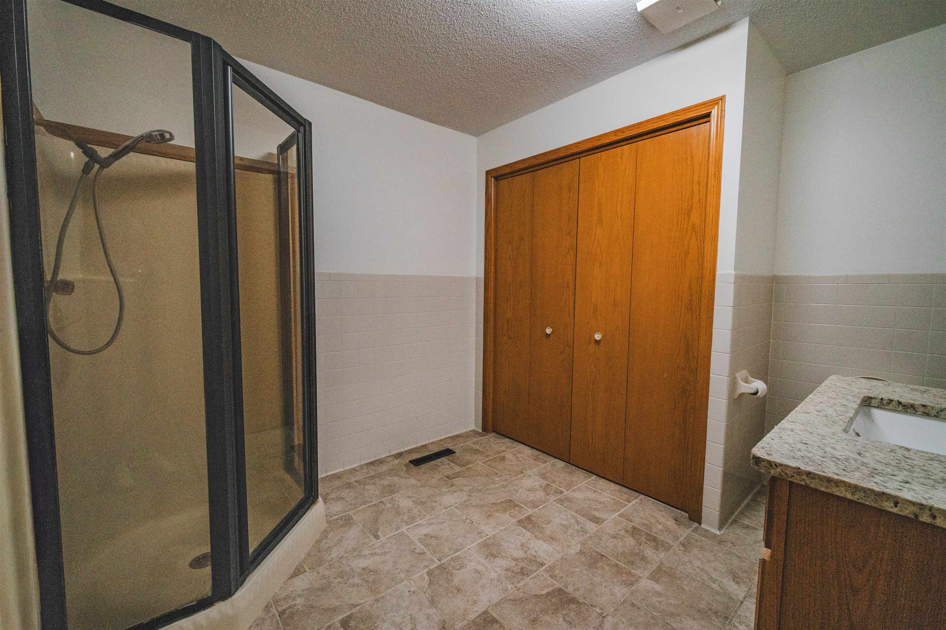 818 N Washington St Property Photo 20