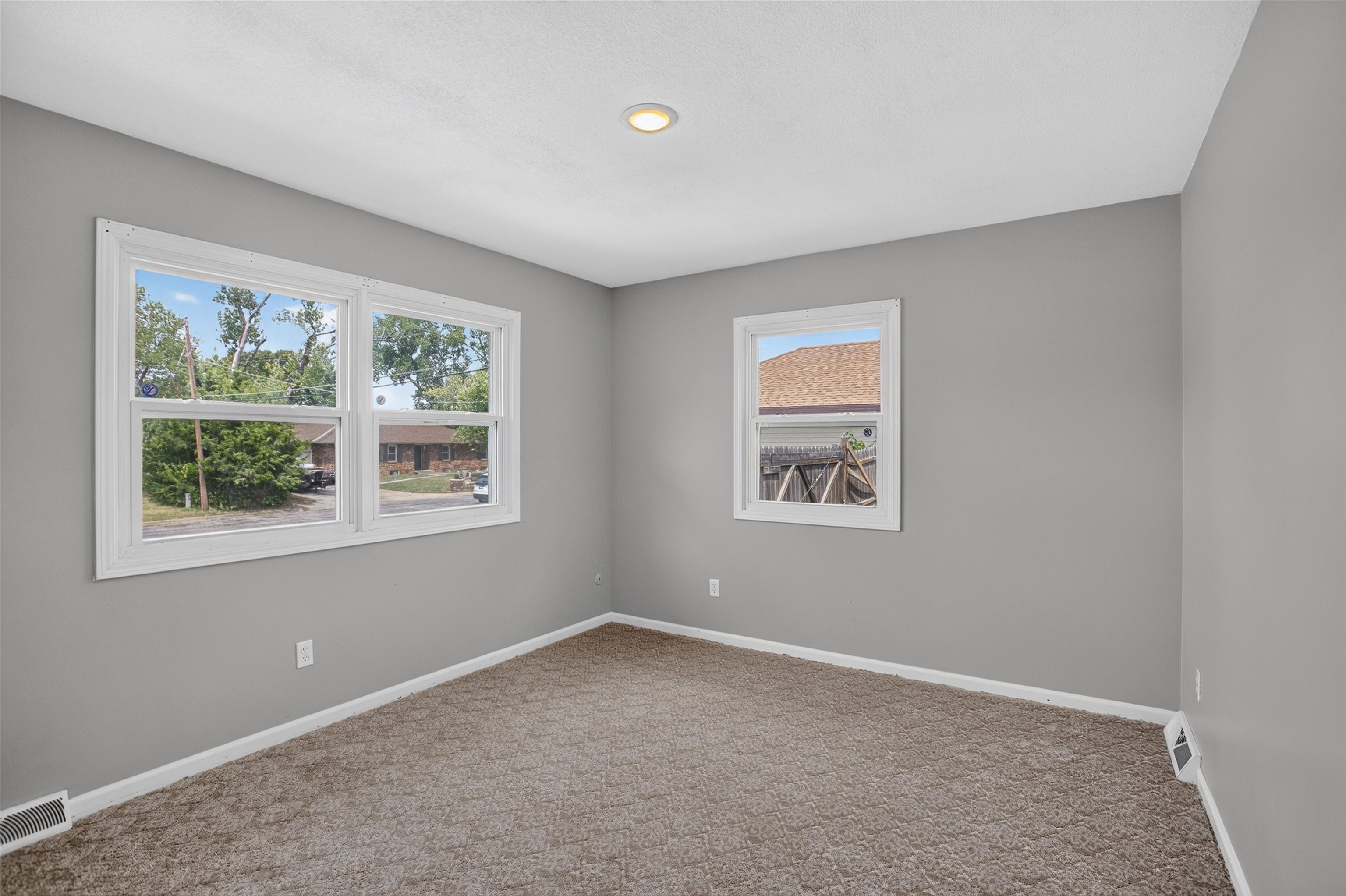 5605 E Shadybrook St Property Photo 23