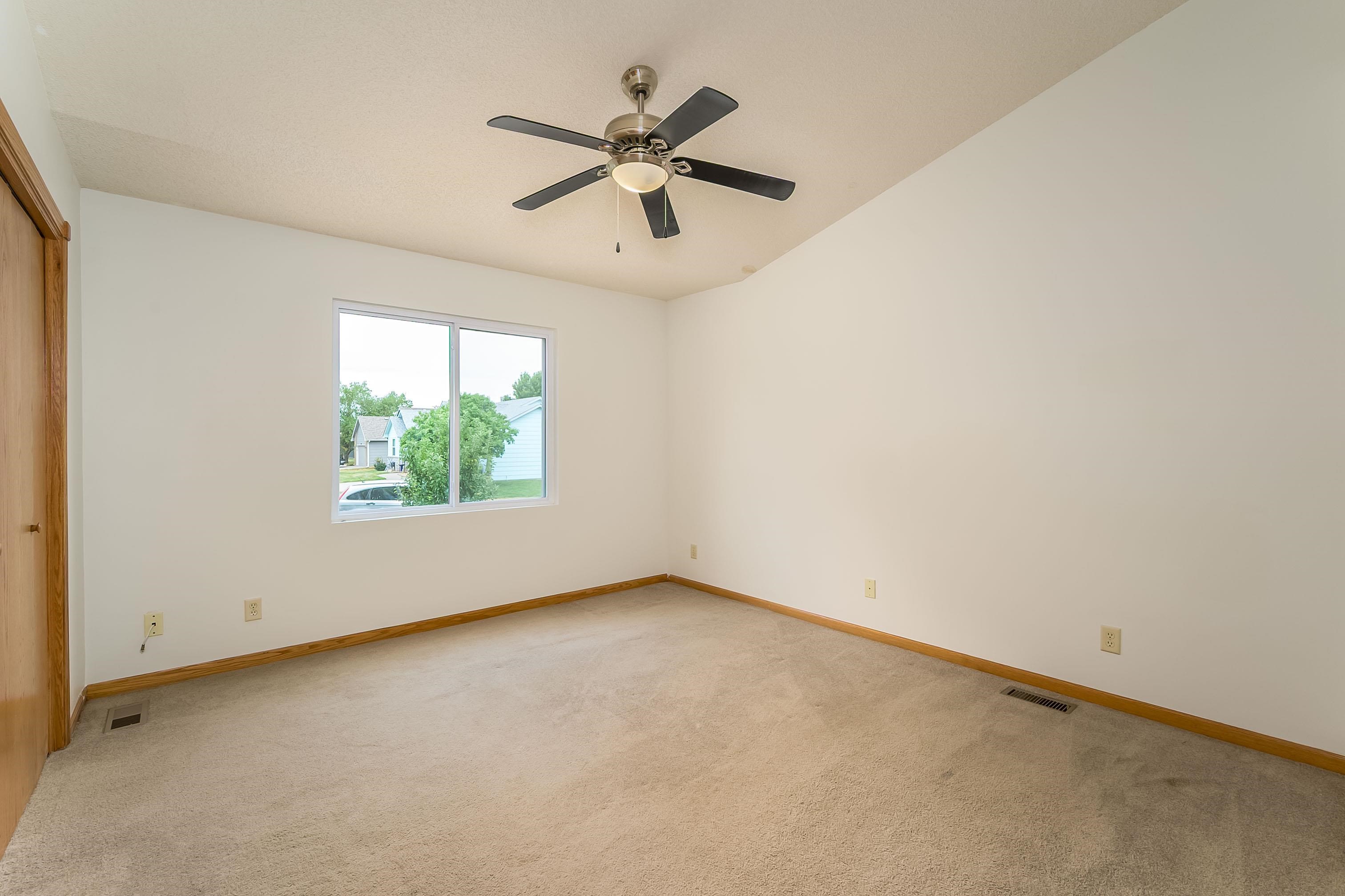 6416 N Chisholm Pointe St Property Photo 5