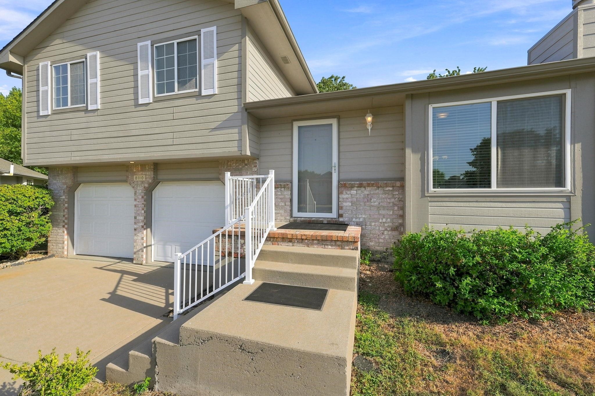 8110 W Westlawn Property Photo 5
