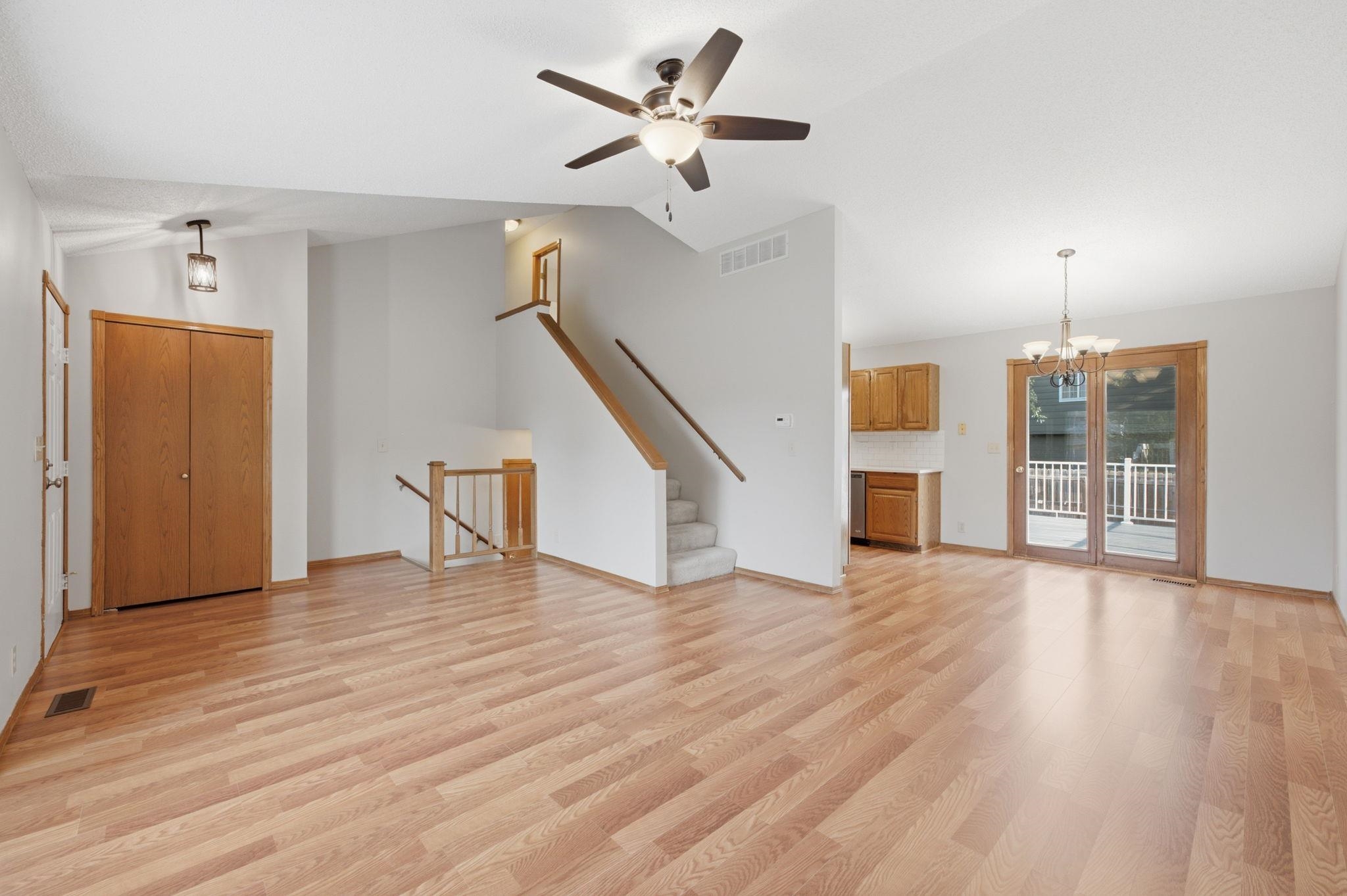 8110 W Westlawn Property Photo 7