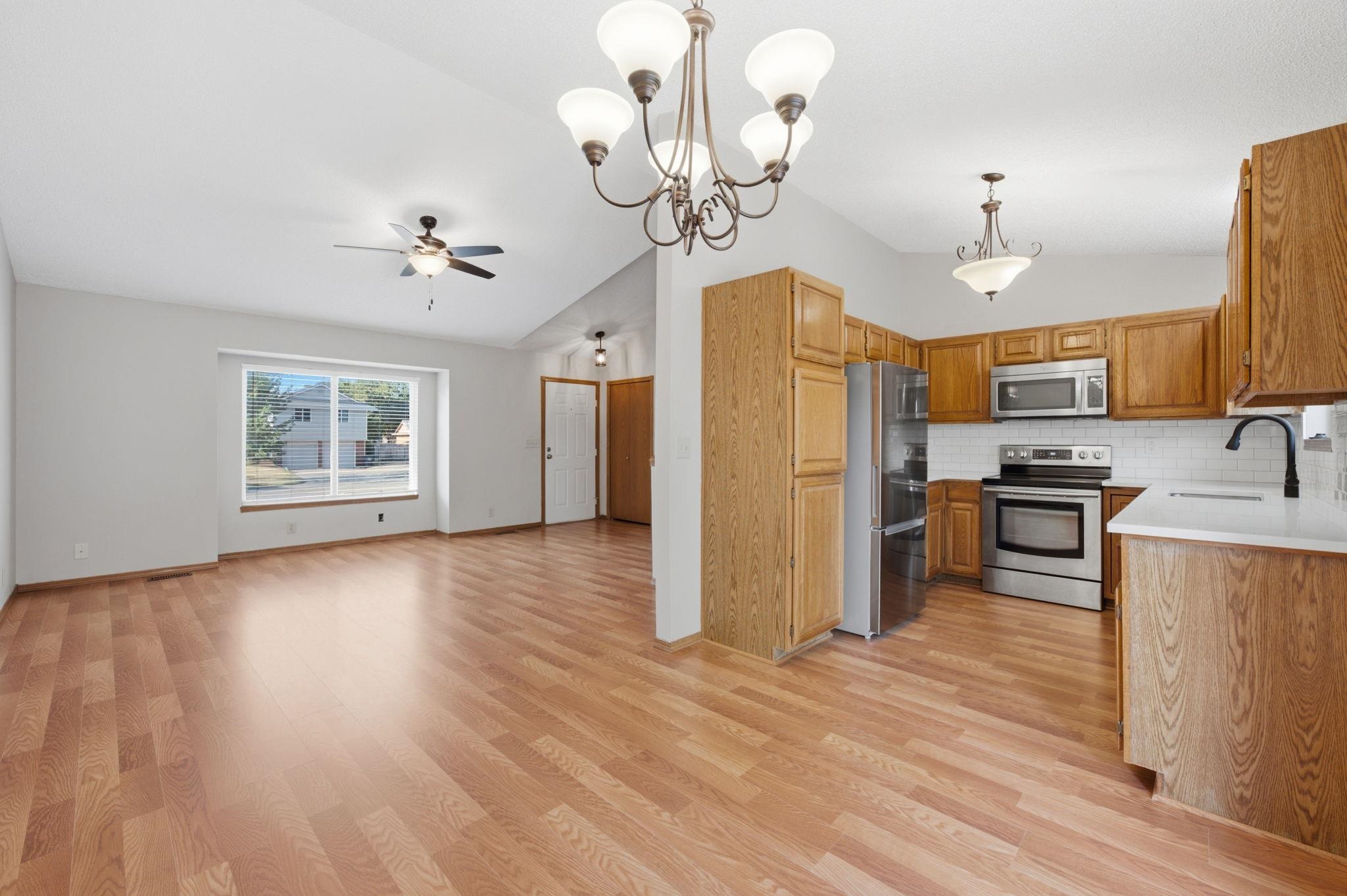 8110 W Westlawn Property Photo 10