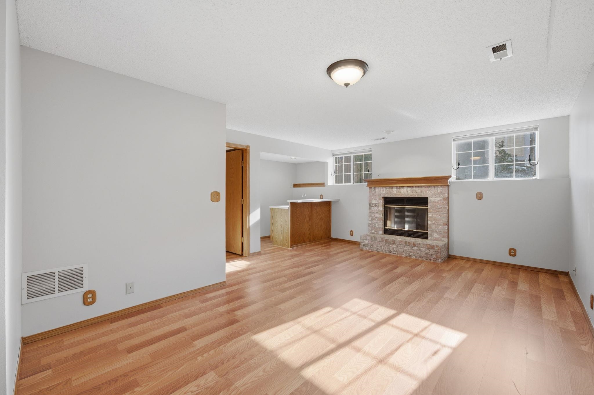 8110 W Westlawn Property Photo 22