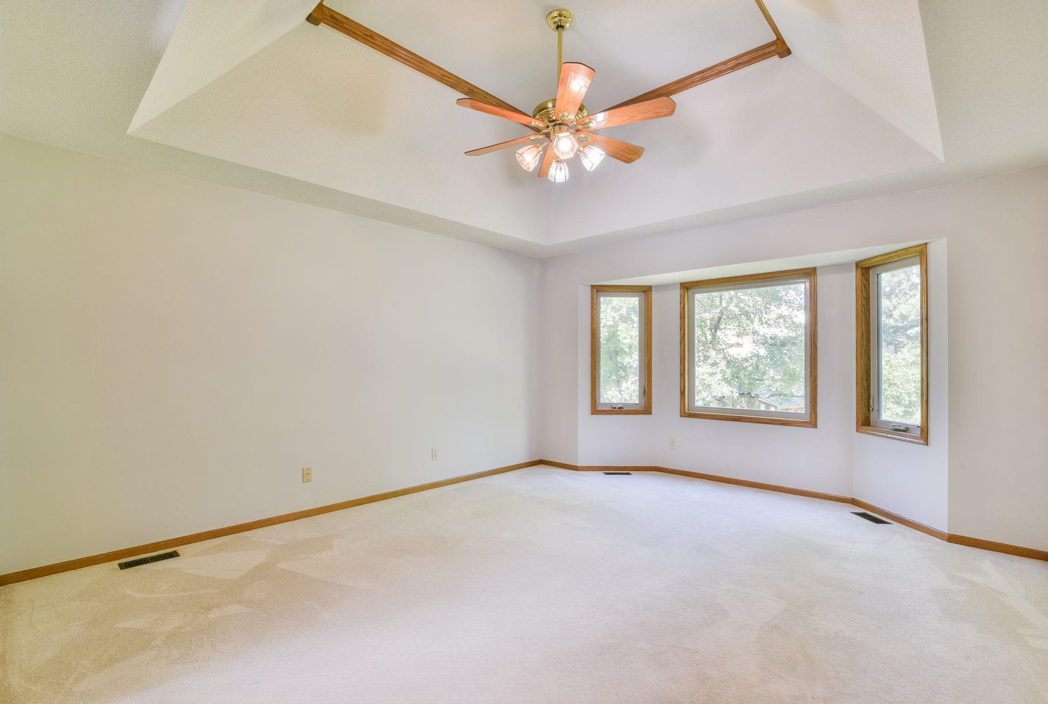 121 S Lakeside Dr. Property Photo 18