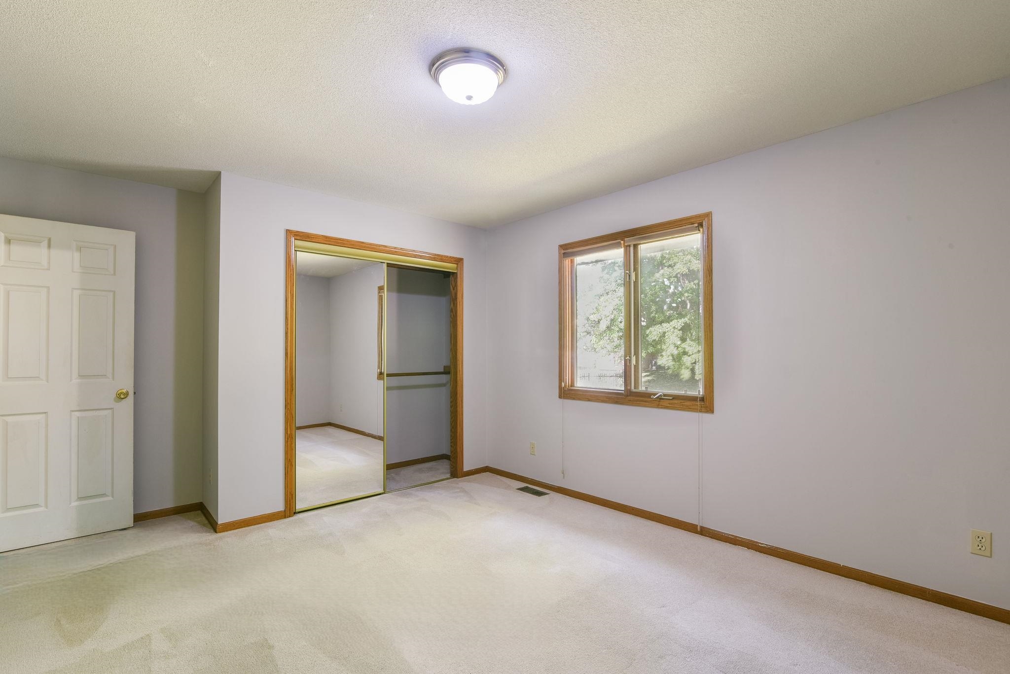 121 S Lakeside Dr. Property Photo 24