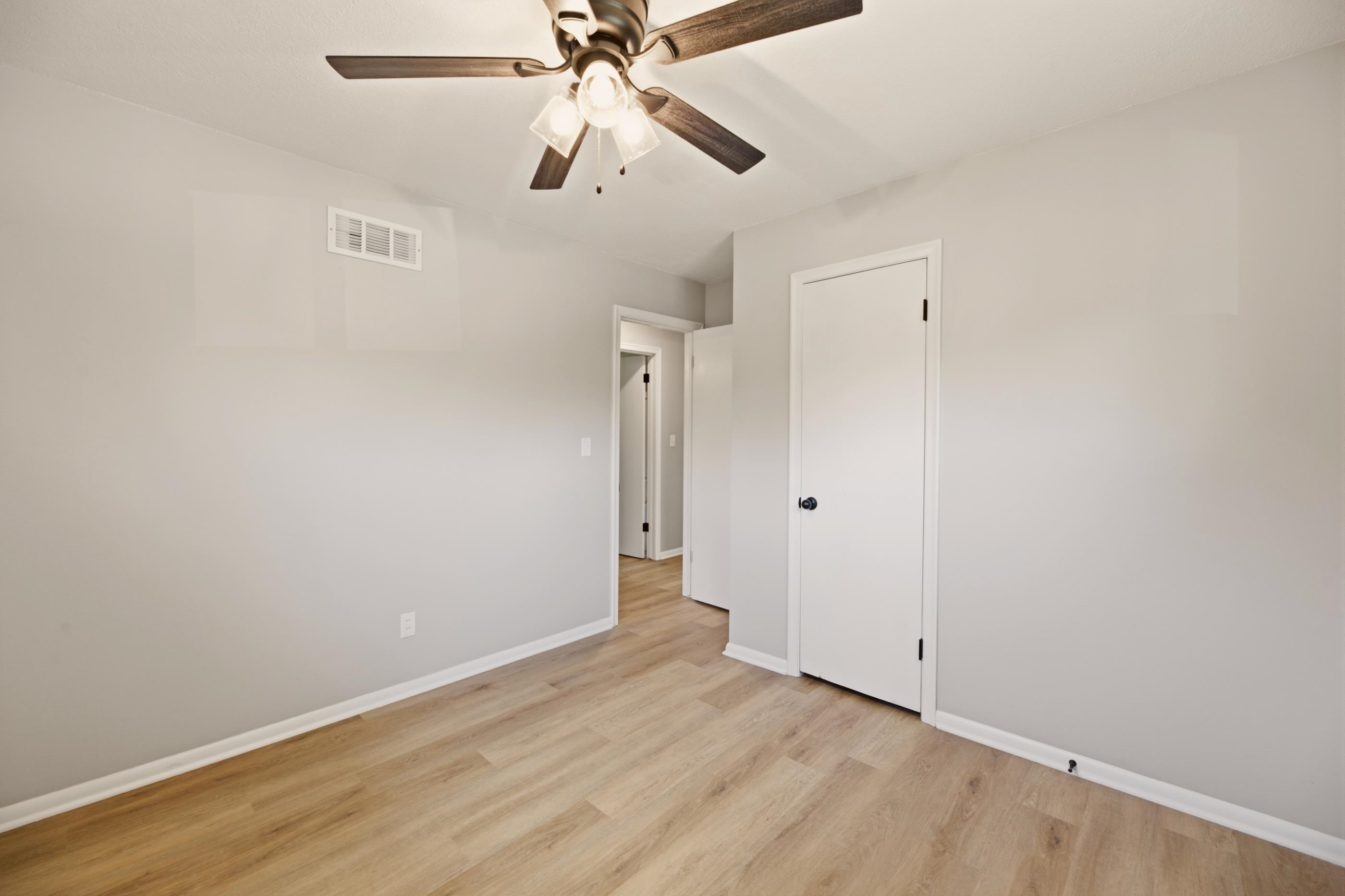 1425 N Georgie Ave Property Photo 16