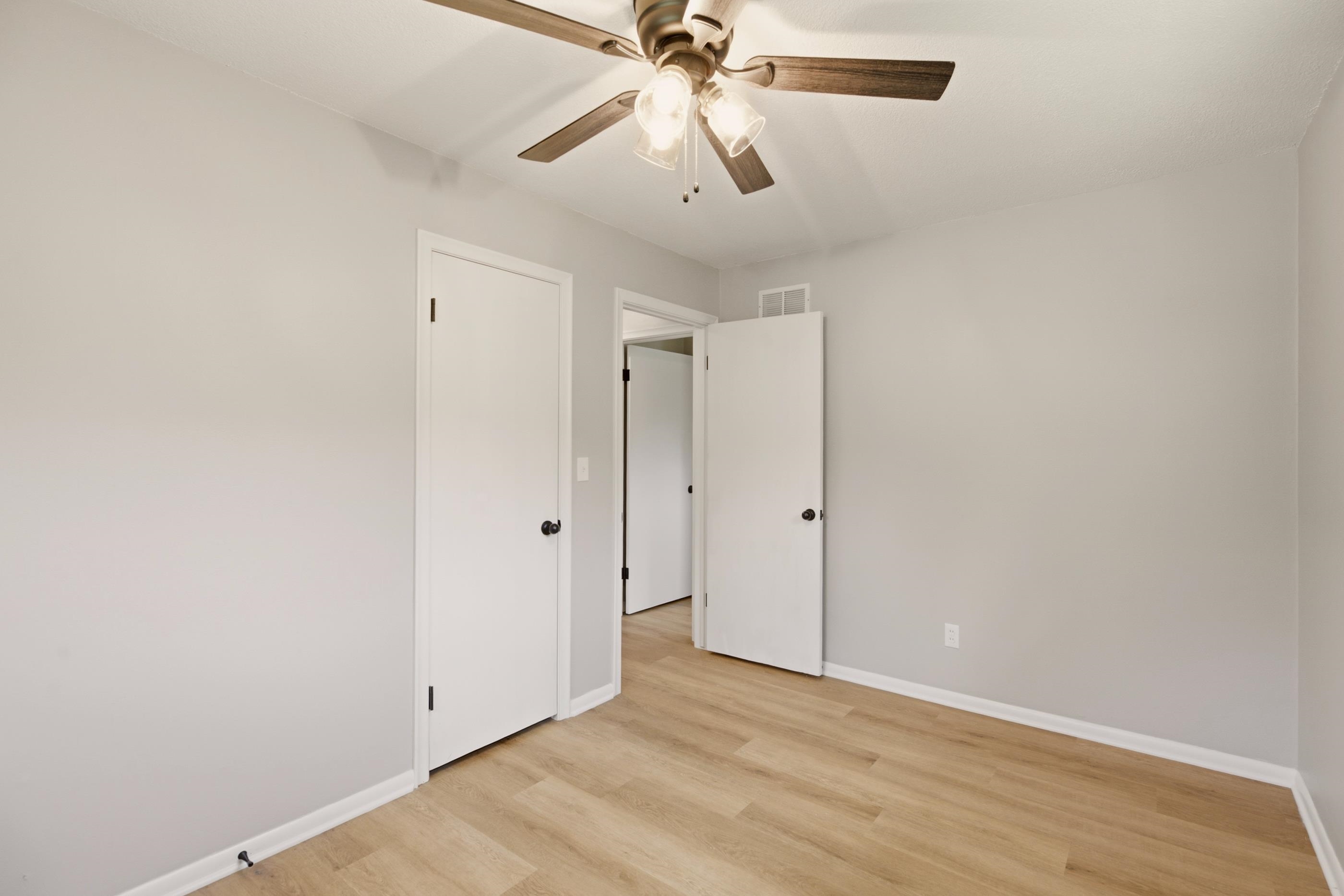 1425 N Georgie Ave Property Photo 22