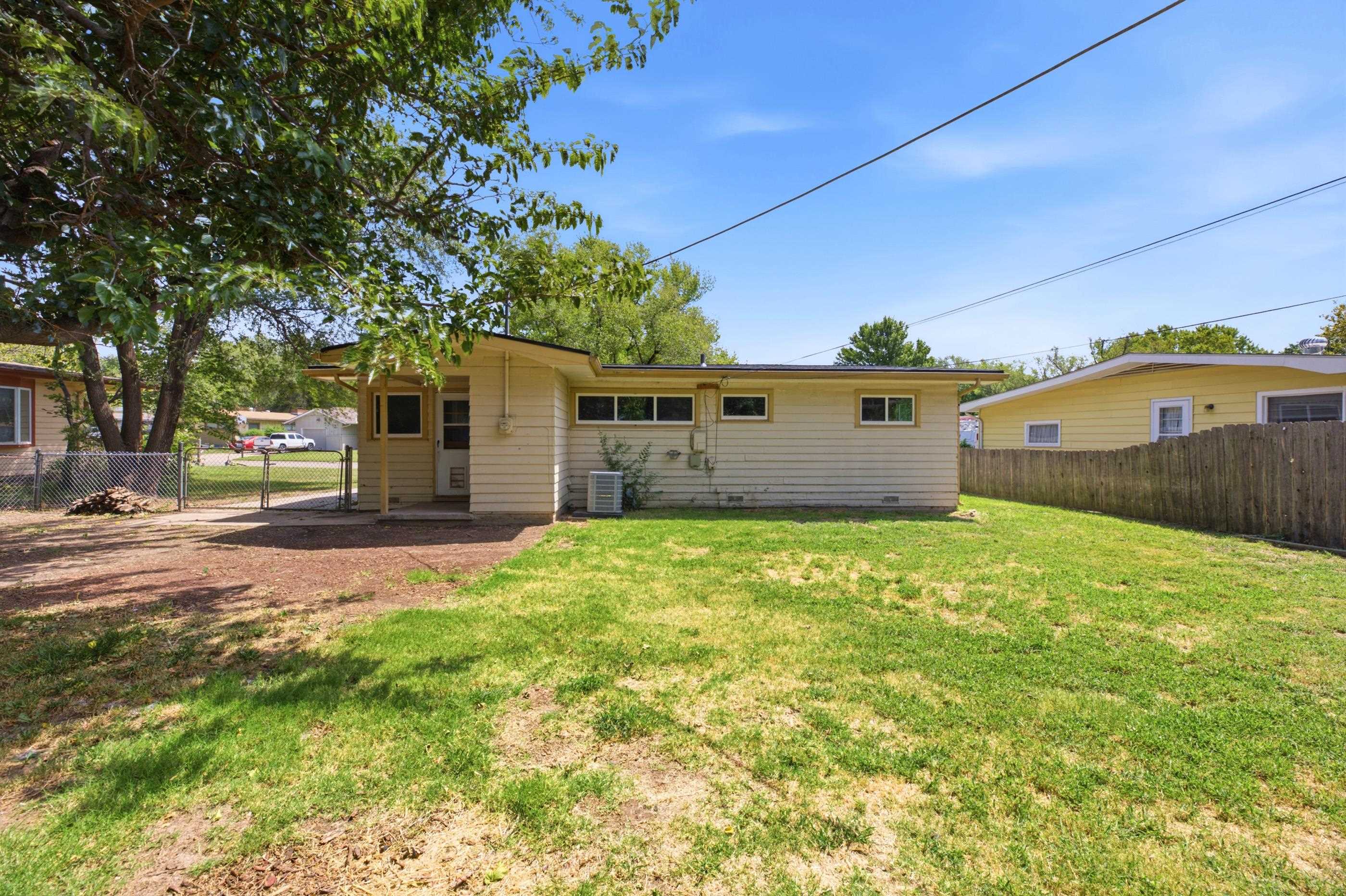 1425 N Georgie Ave Property Photo 26