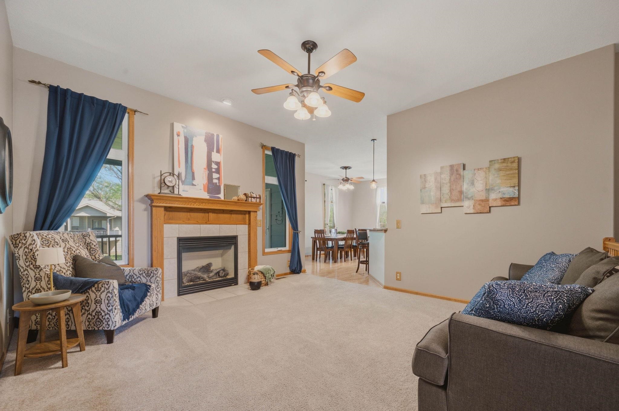 1303 S Ravenwood Ct Property Photo 6