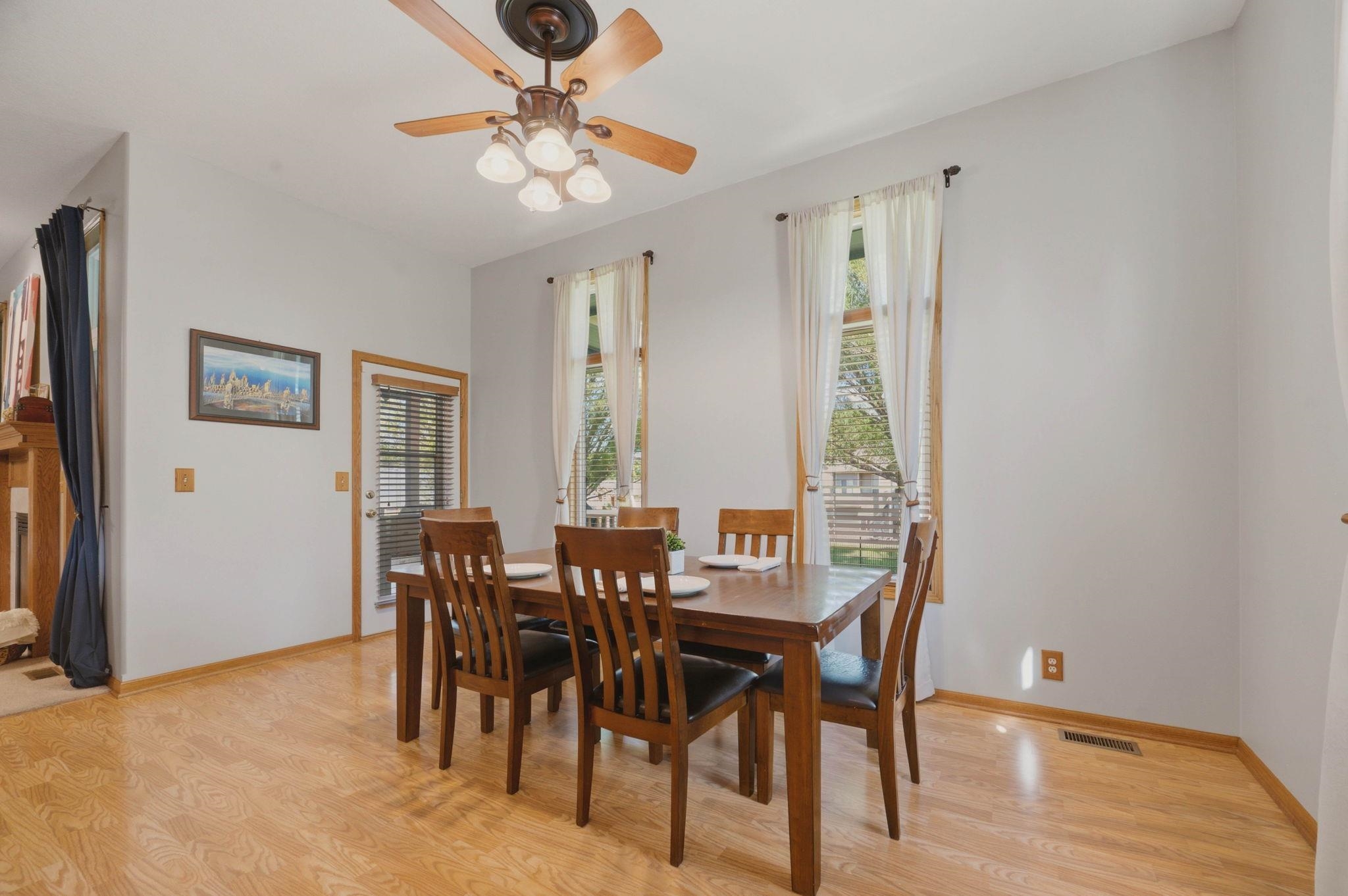 1303 S Ravenwood Ct Property Photo 15