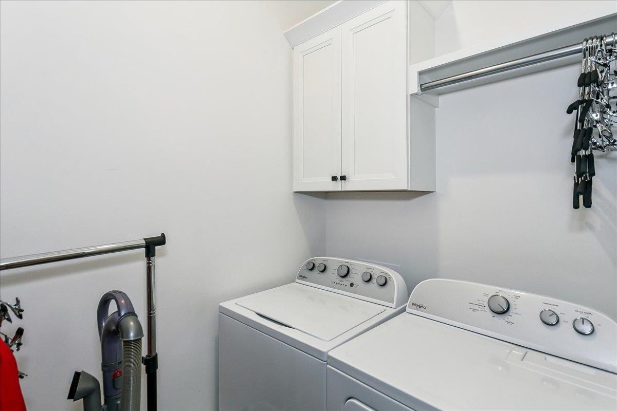 441 E Lexington Ln Property Photo 10