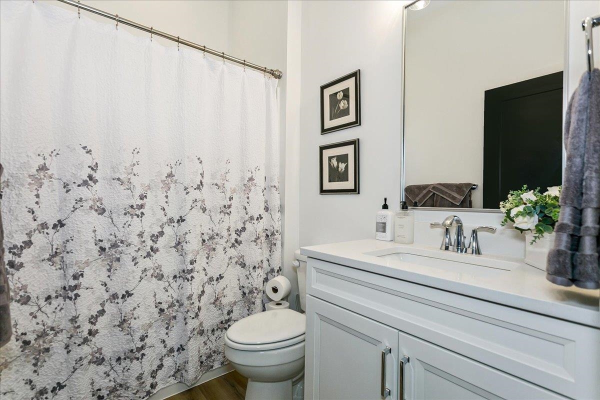 441 E Lexington Ln Property Photo 16