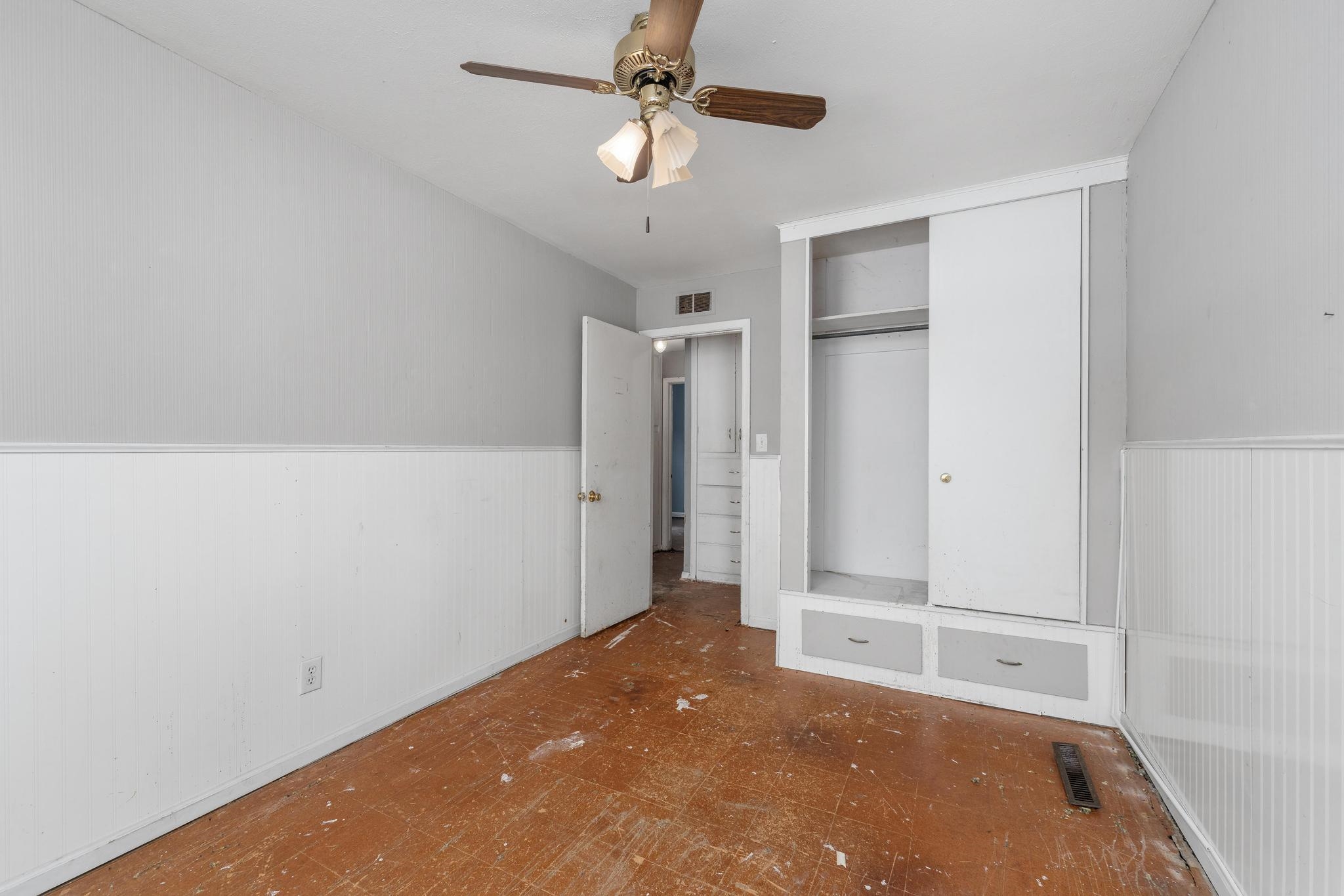 1037 Inverness Dr Property Photo 15