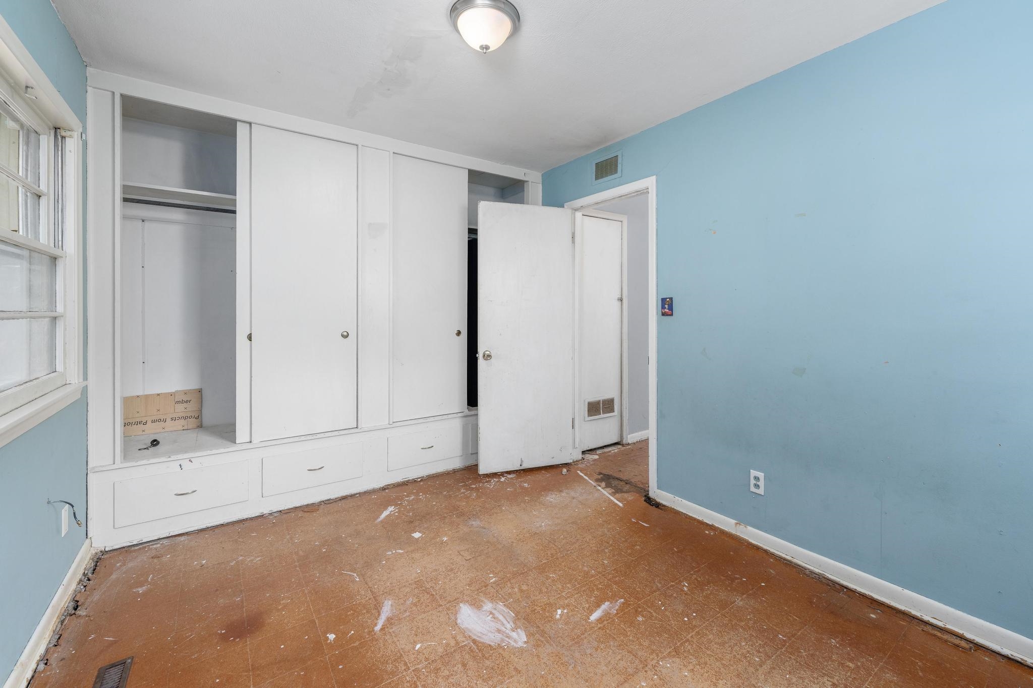1037 Inverness Dr Property Photo 21