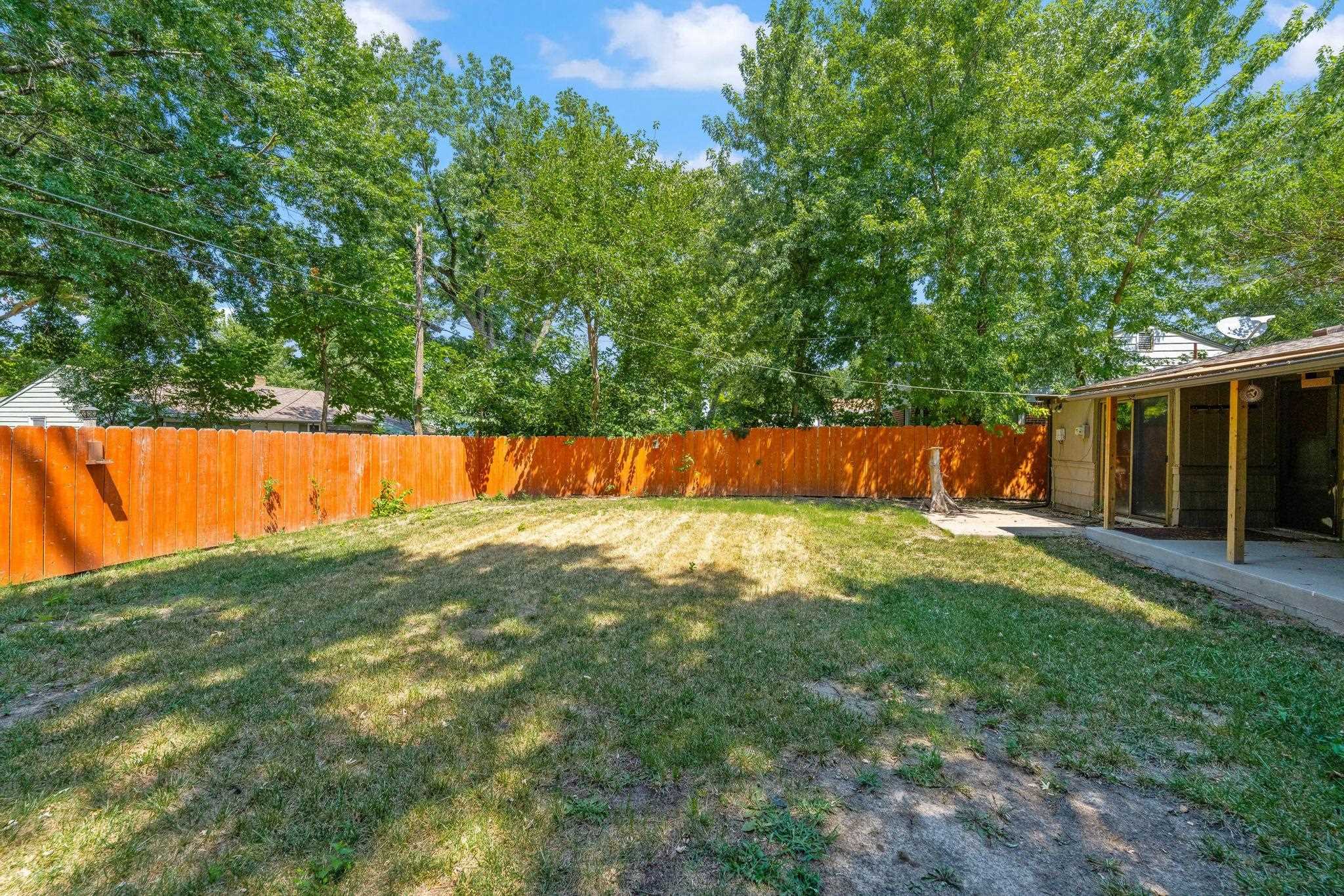 1037 Inverness Dr Property Photo 31
