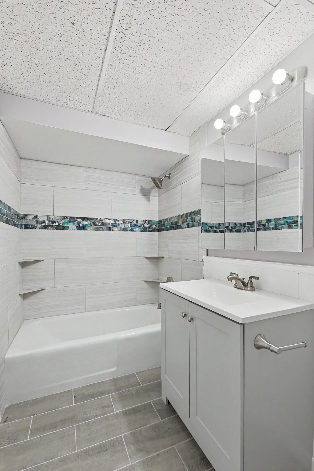 1306 E Brookfield Lane Property Photo 30