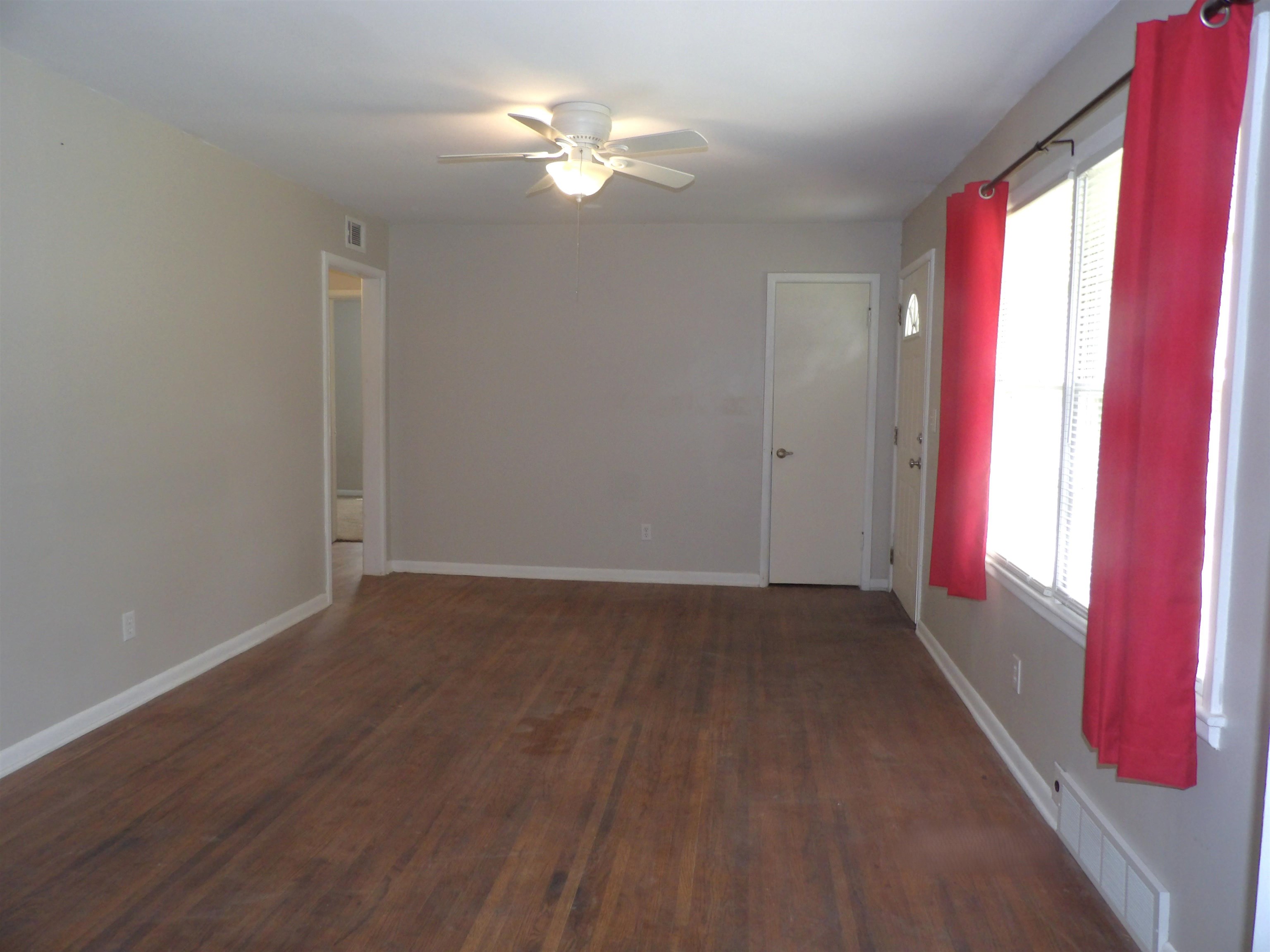 826 N Kokomo Ave Property Photo 3
