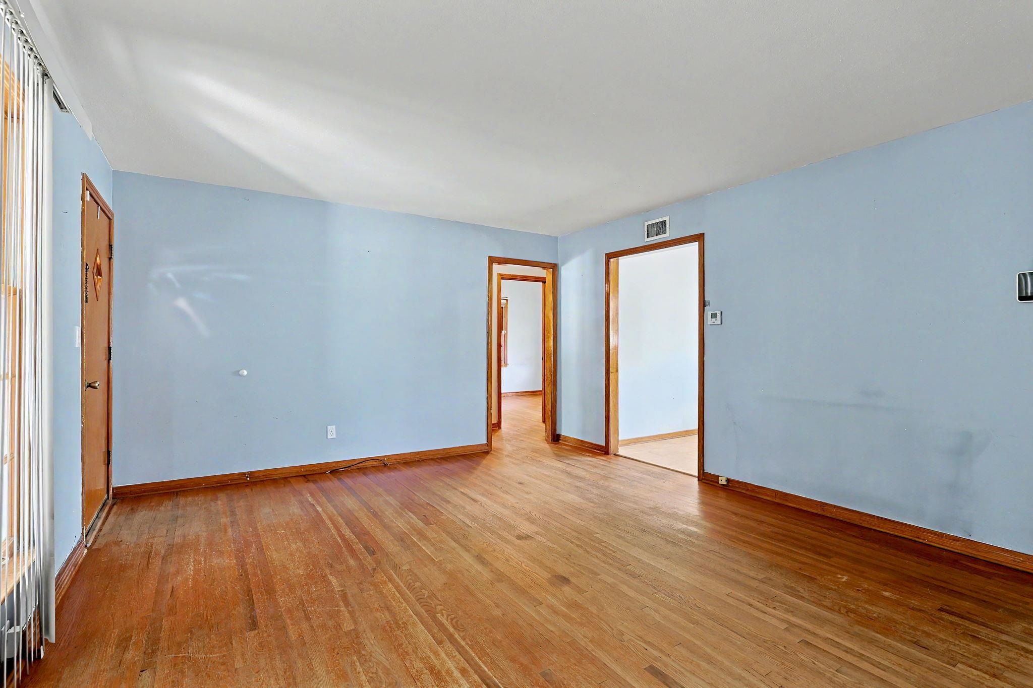 3255 S Gold Property Photo 8